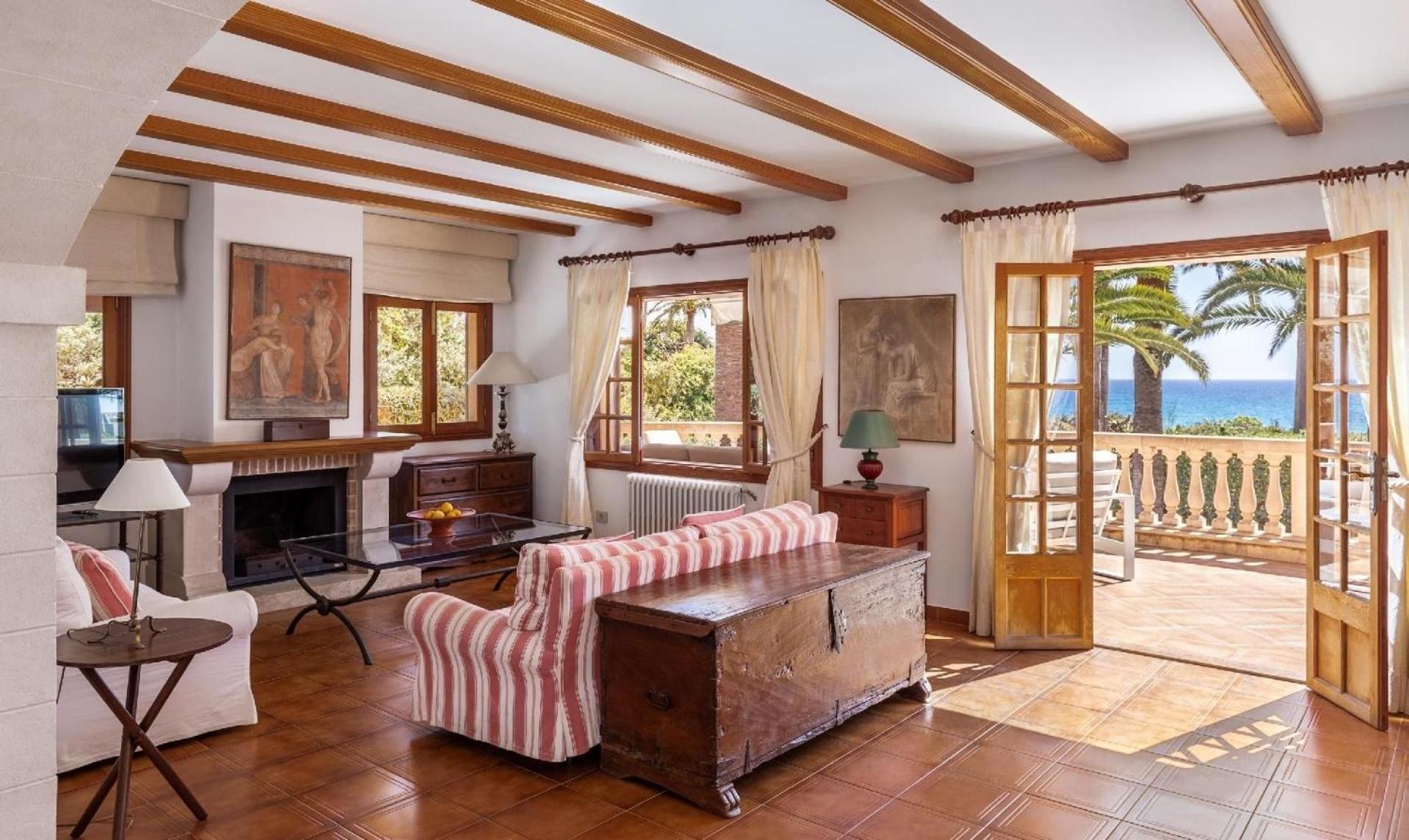 Сasa de vacaciones Schoenes Haus Mit Pool Direkt Am Costa De Los Pinos