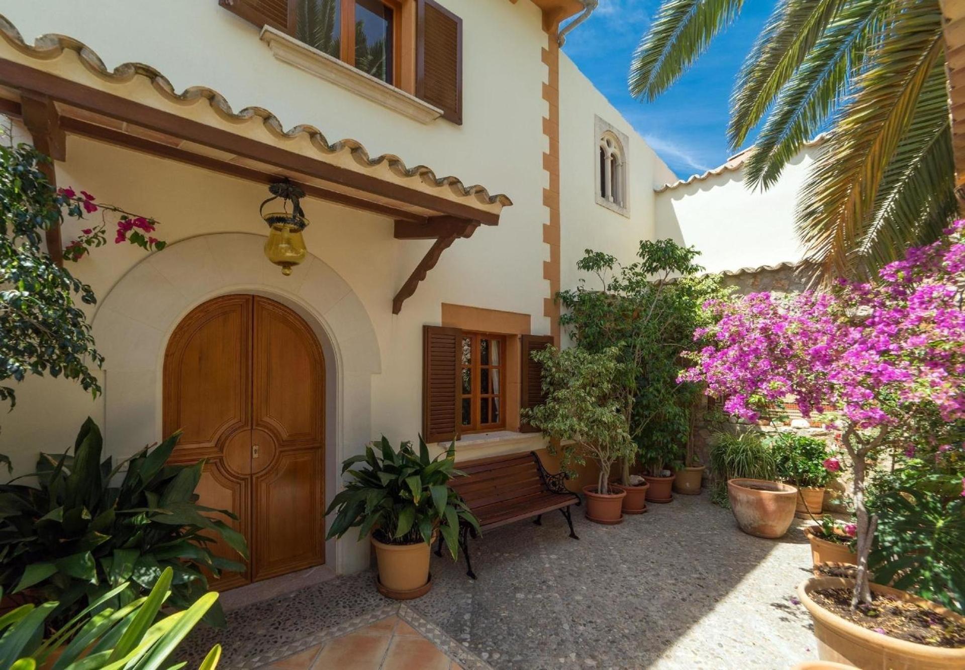 Schoenes Haus Mit Pool Direkt Am