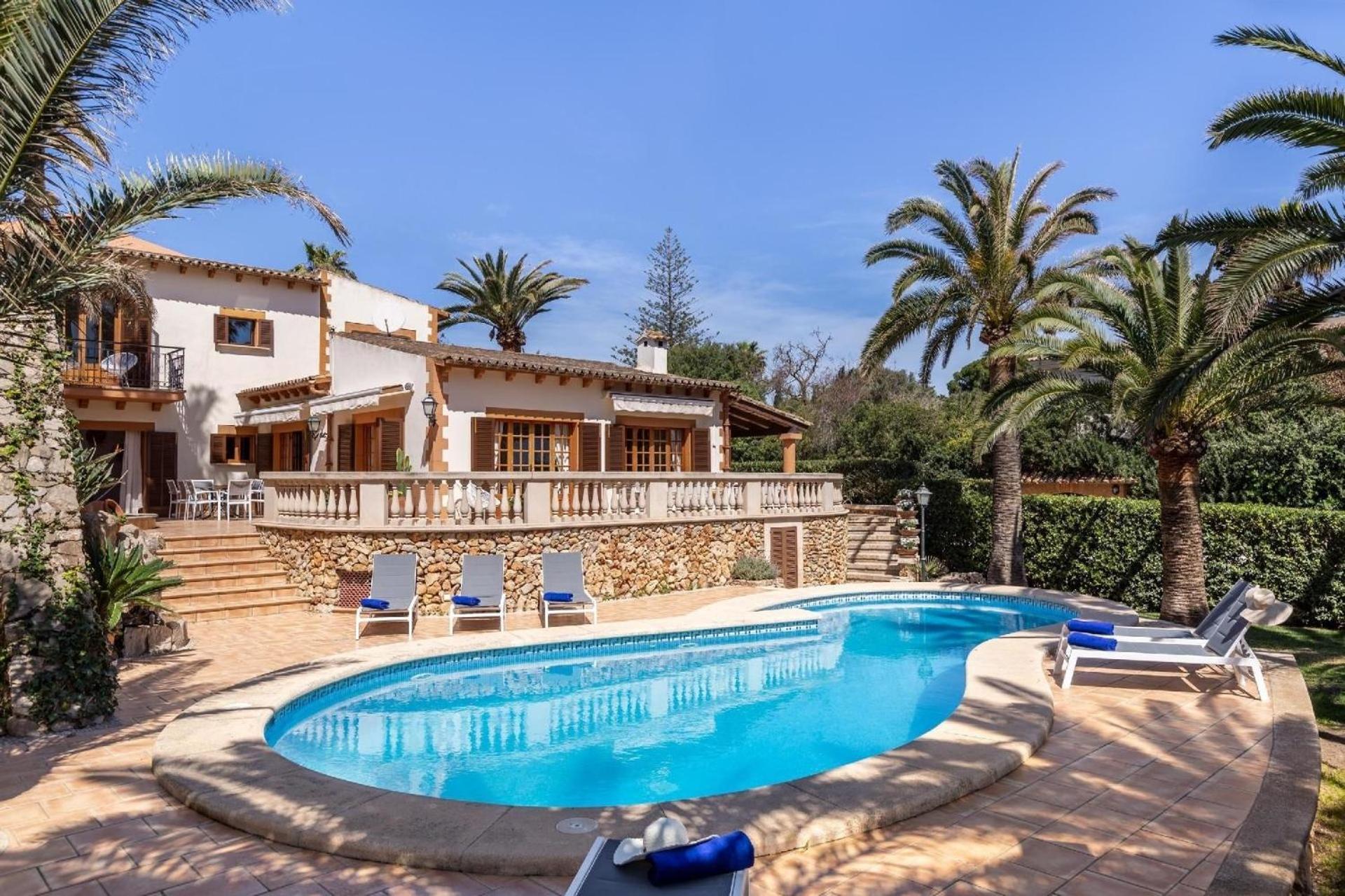 Schoenes Haus Mit Pool Direkt Am Сasa de vacaciones