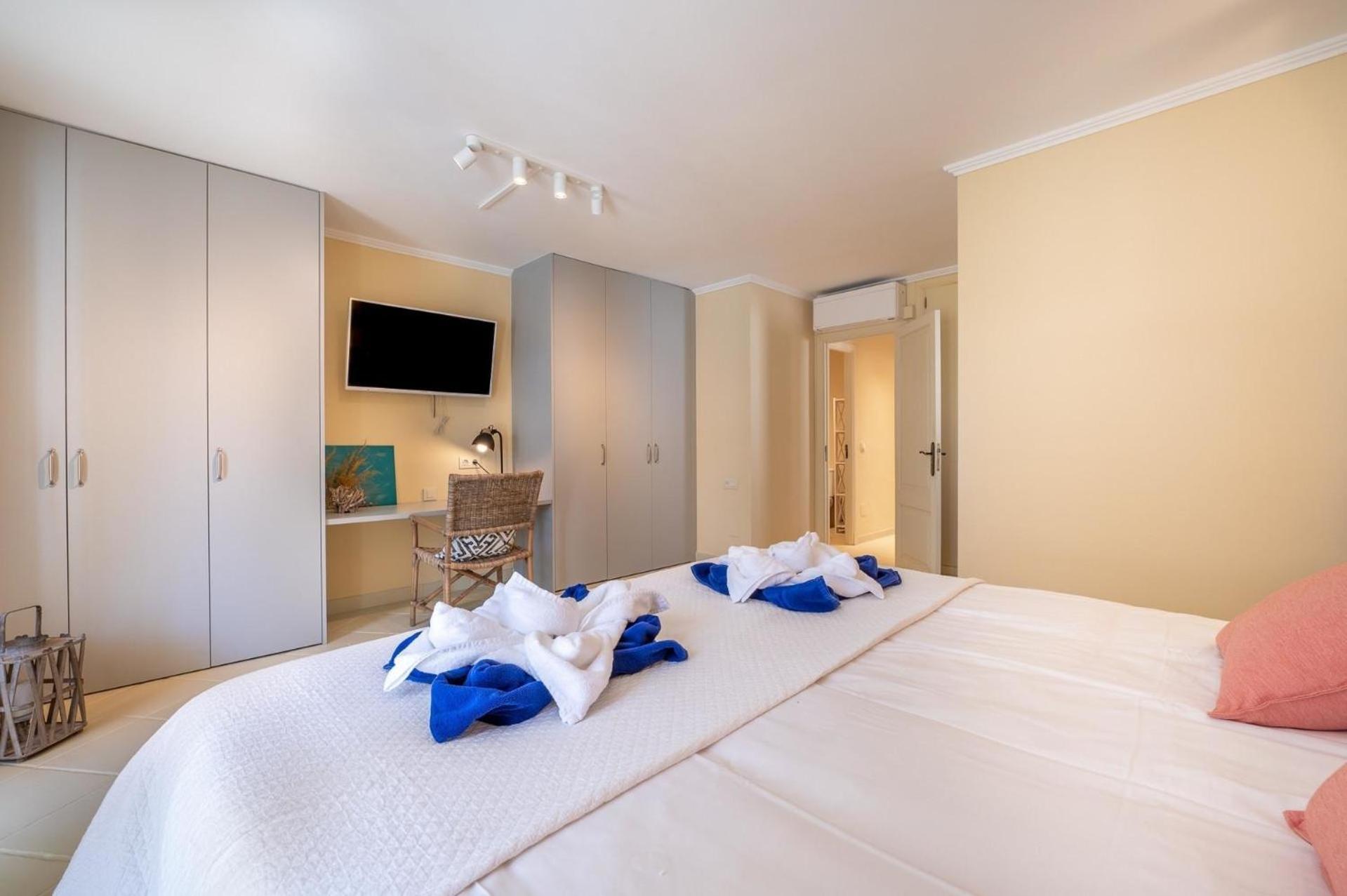 Fuer 4 Personen Ca 168 Qm In Portocolom, Mallorca Suedostkueste Von Mallorca *