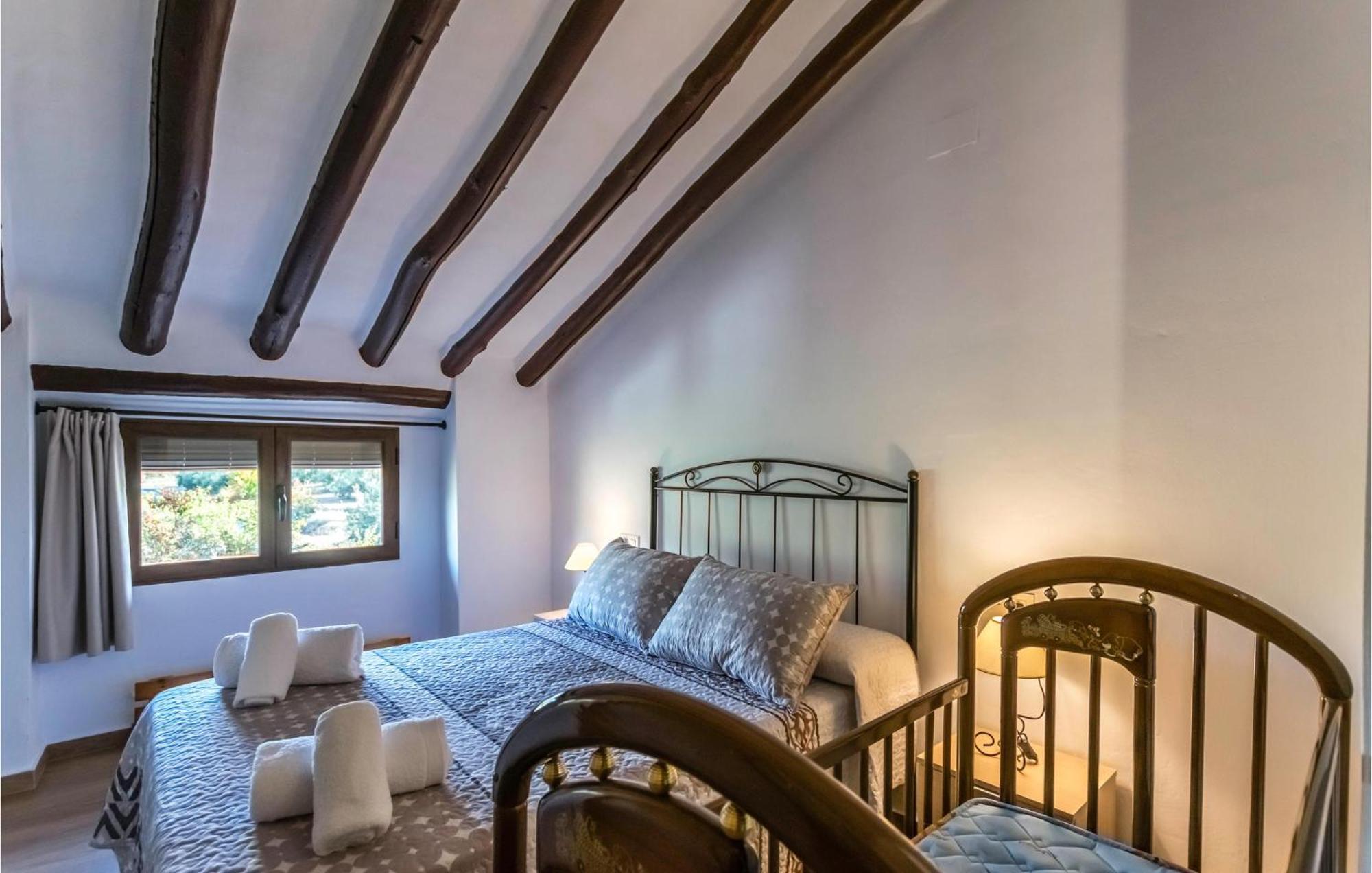 Gorgeous In Puertollano Holiday home
