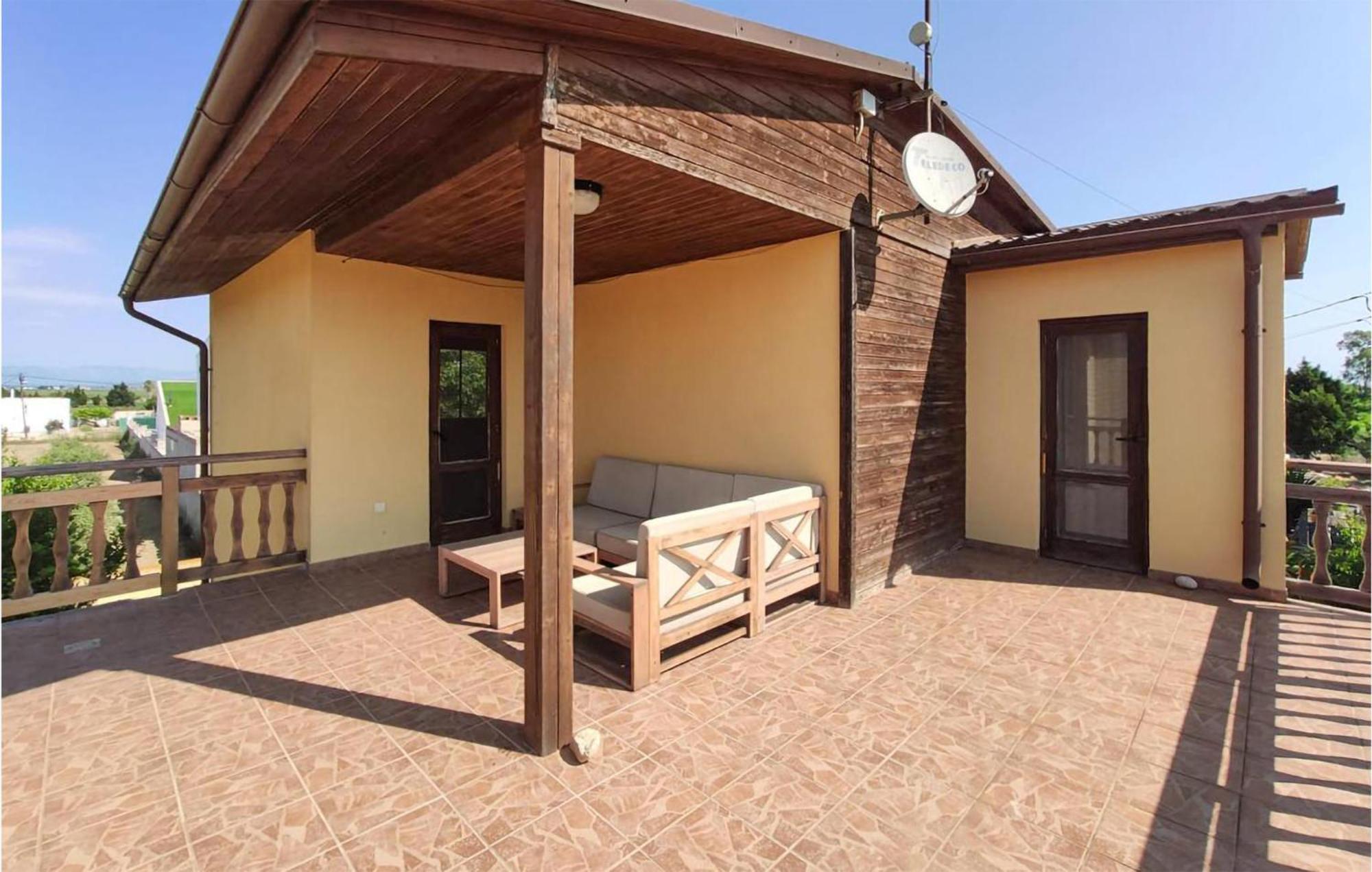Сasa de vacaciones 3 Bedroom Awesome In Els Muntells