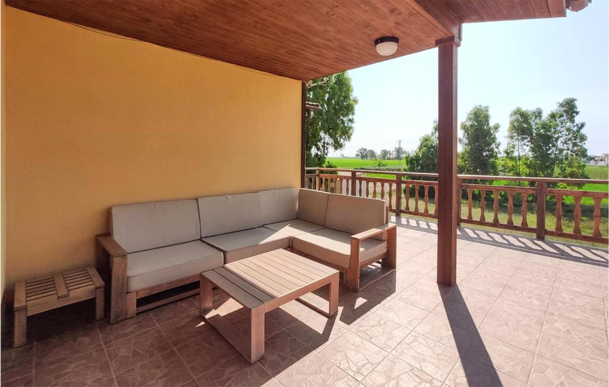 3 Bedroom Awesome In Els Muntells