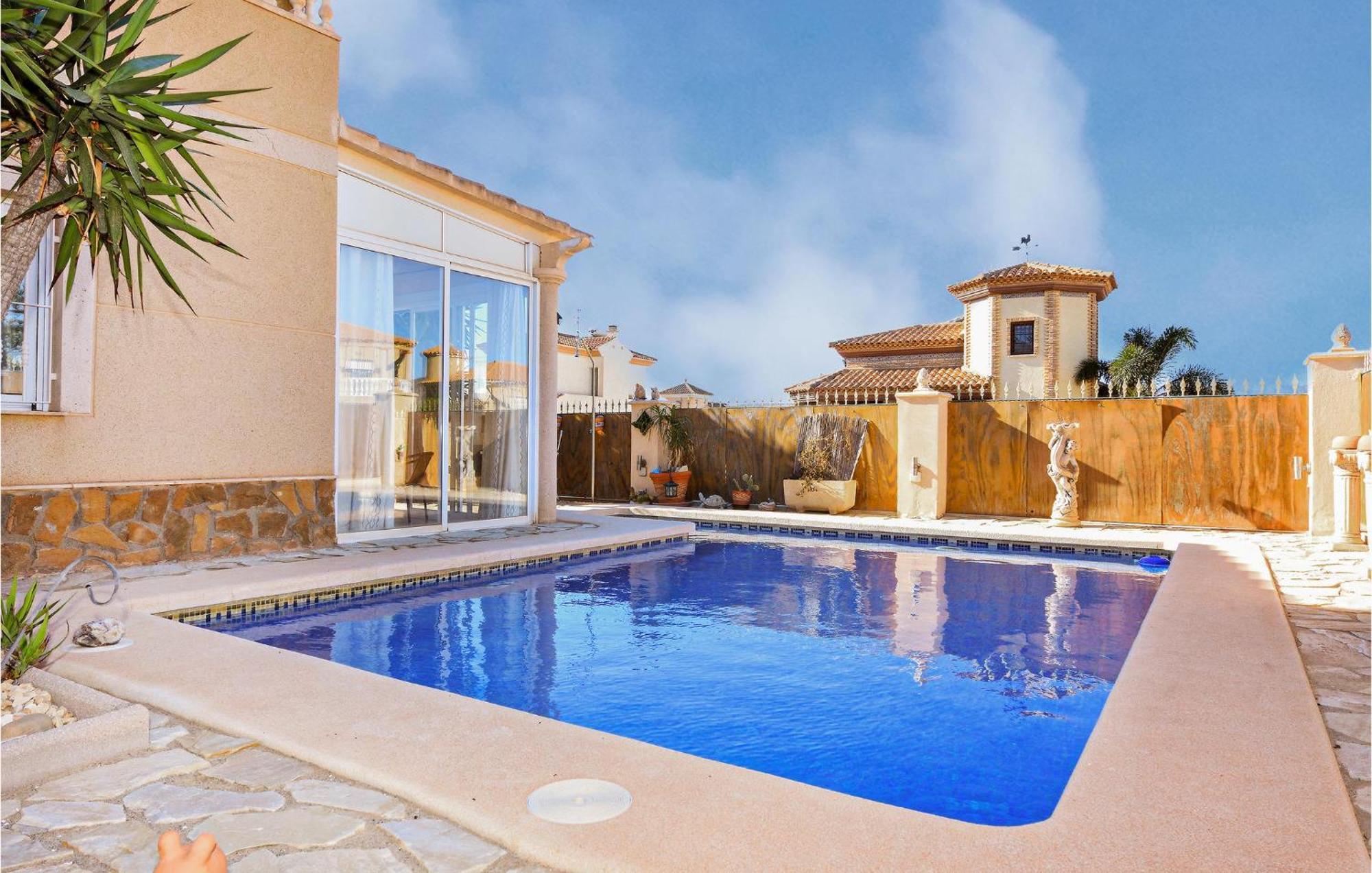 Сasa de vacaciones 3 Bedroom Stunning In *