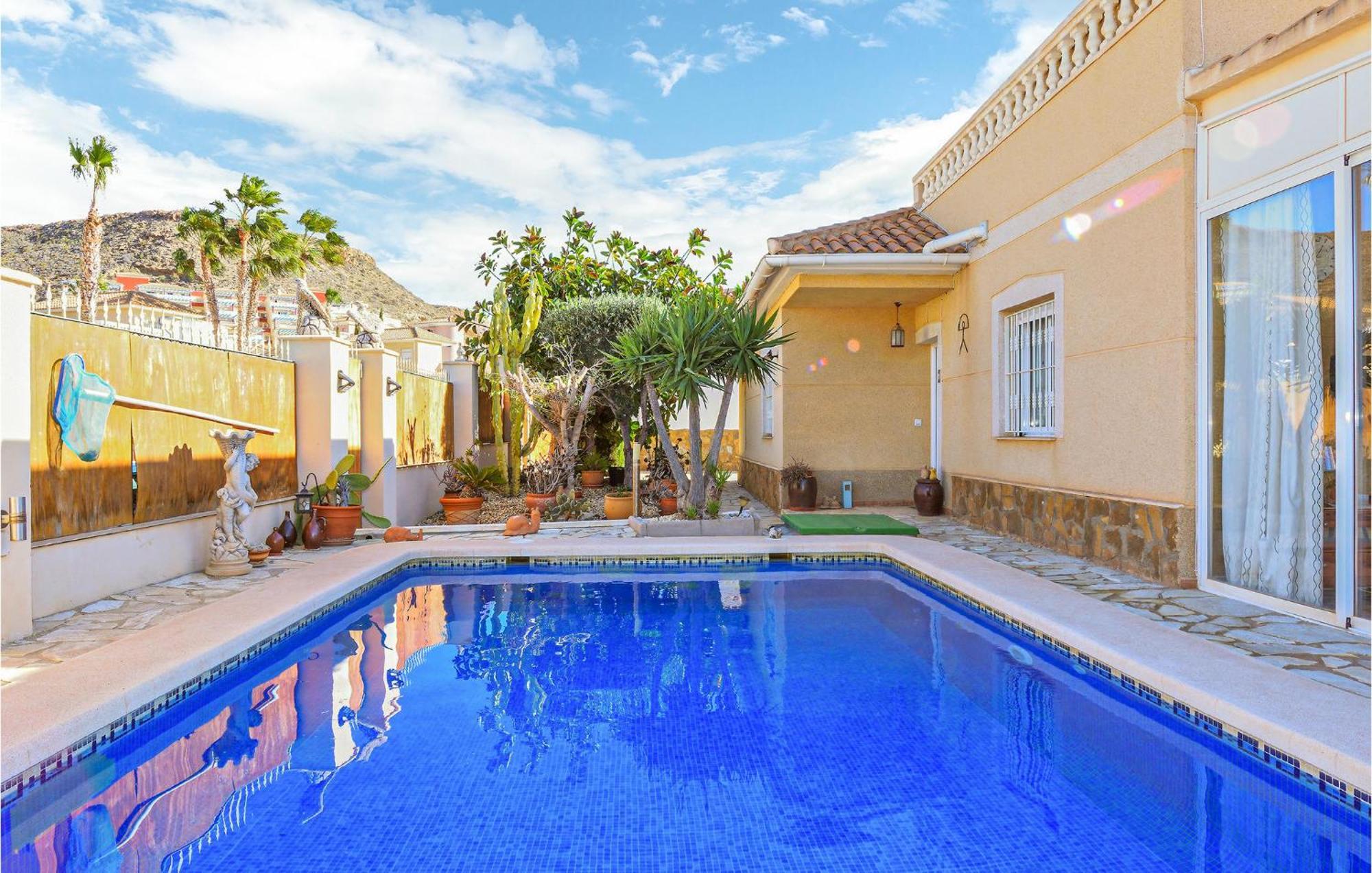 3 Bedroom Stunning In Pulpí