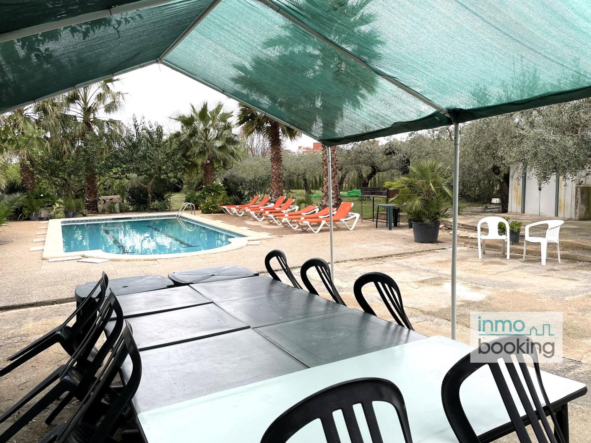 Сasa de vacaciones Mediterrania, Con Piscina Y Barbacoa Reus