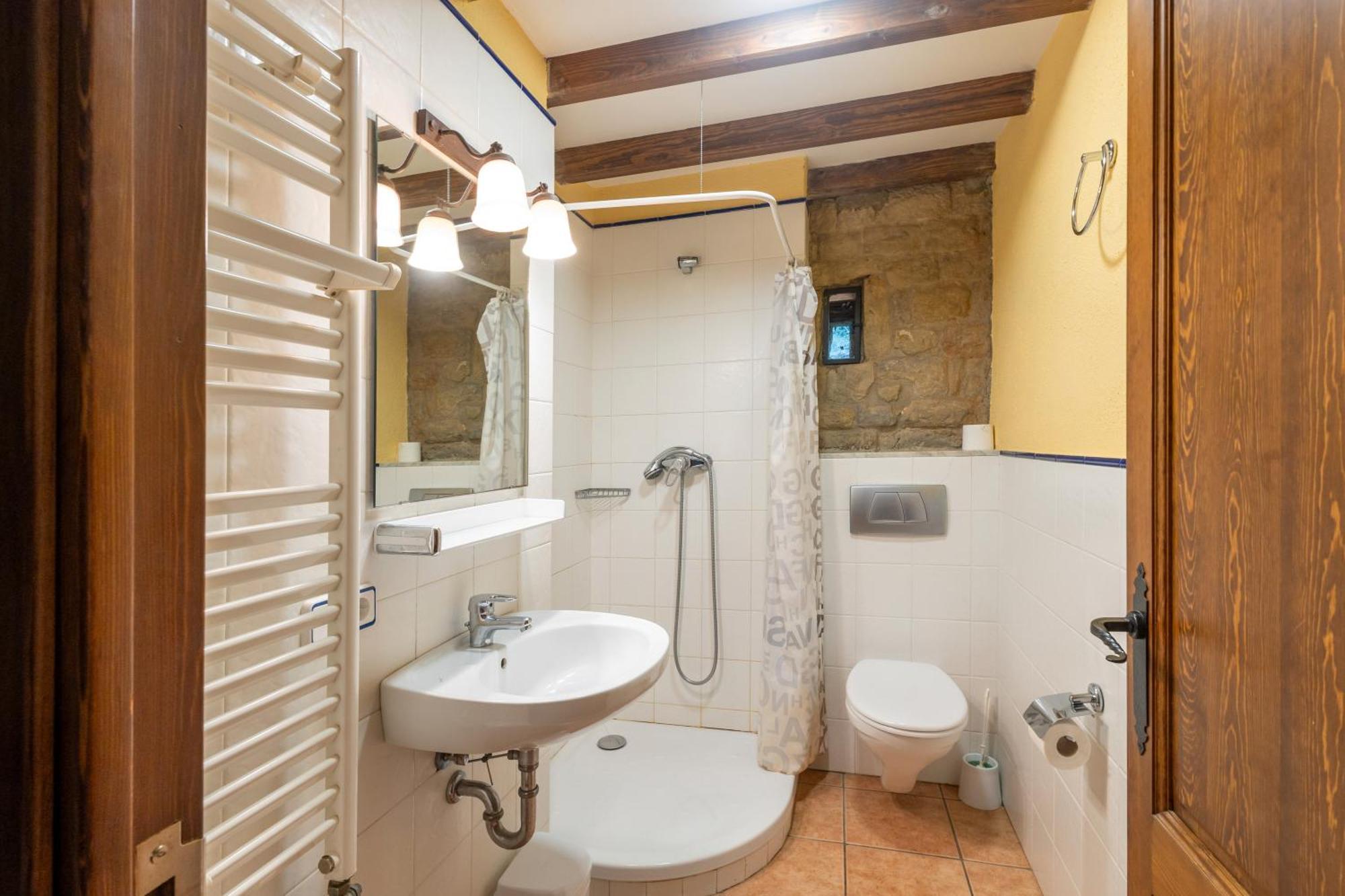 Holiday home Mas Vinyoles Centellas