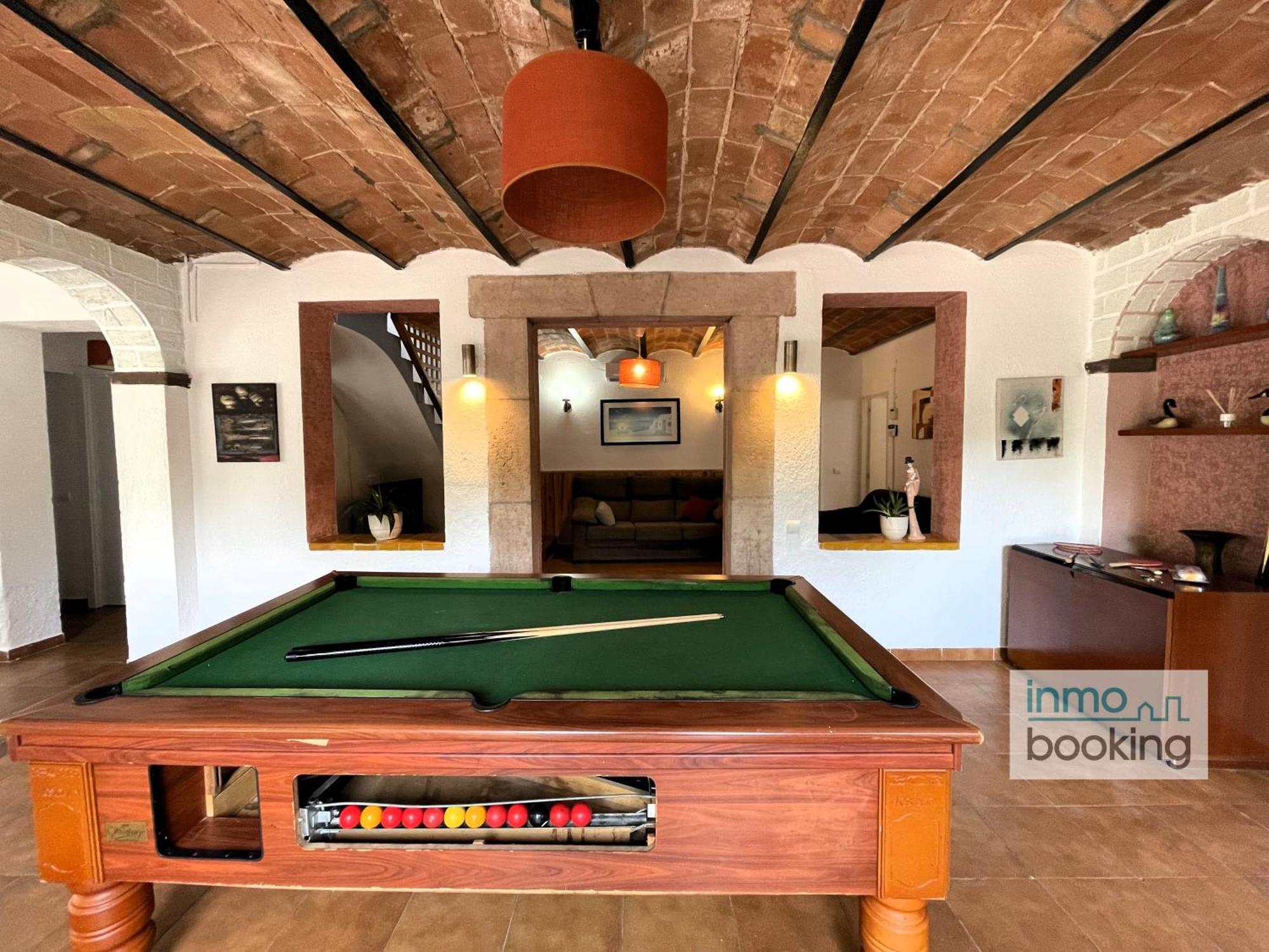Mediterrania, Con Piscina Y Barbacoa Сasa de vacaciones