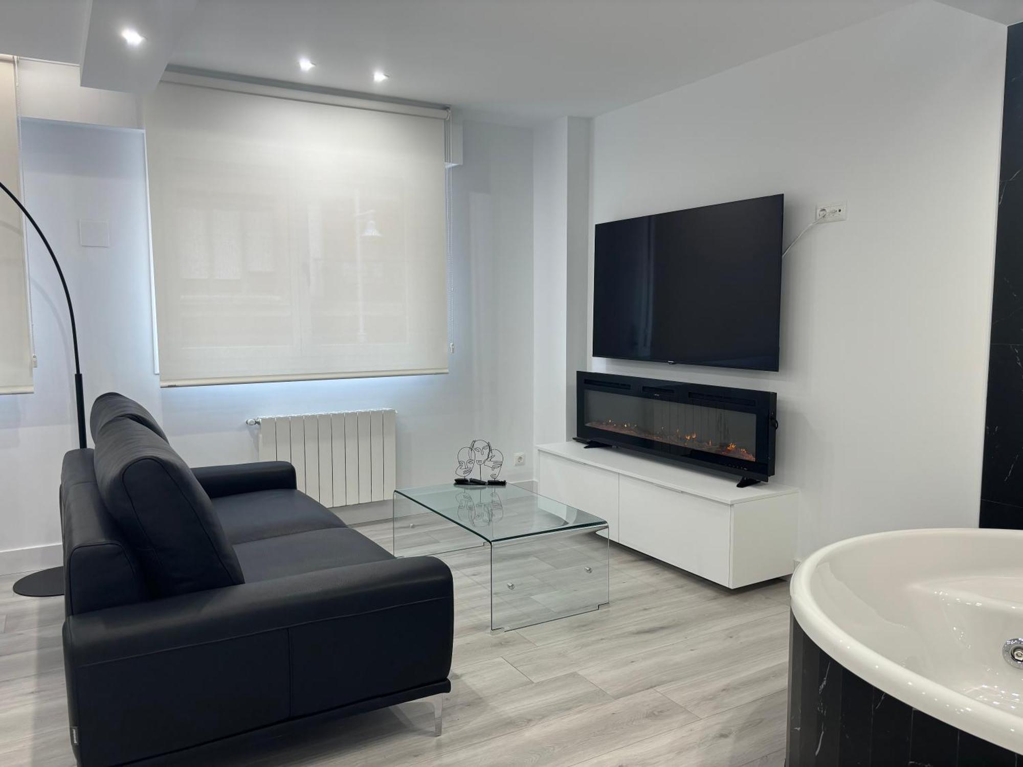 Black And White Cervantes Apartment *