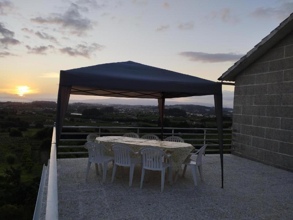 Casa-nieves Covas (Ourense)