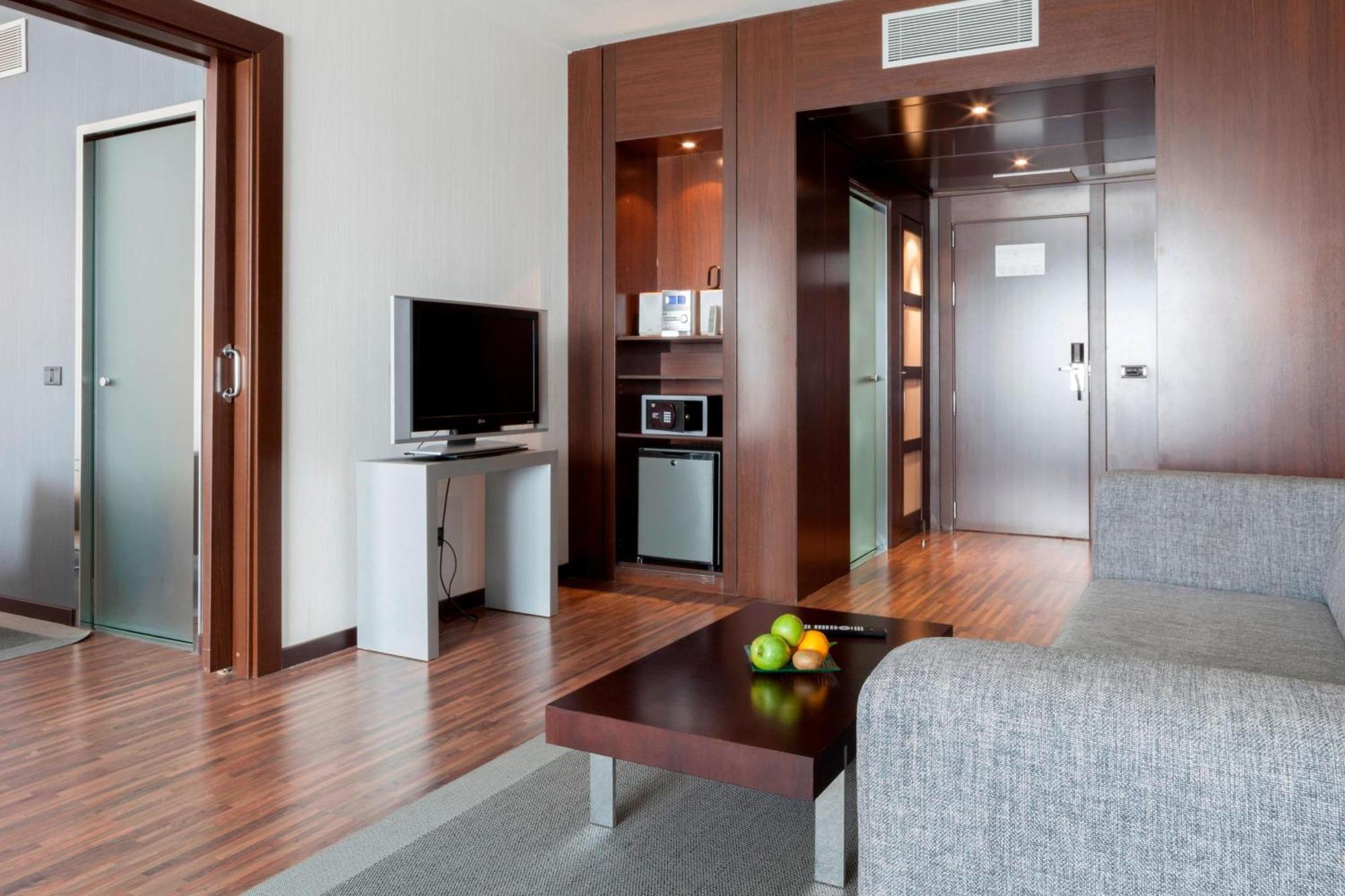 Ac By Marriott Madrid Airport Coslada