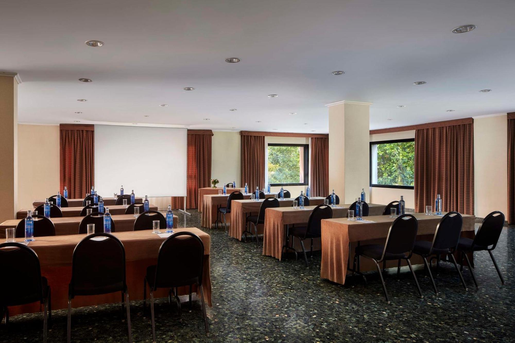 Hotel Nh Ciudad De Cuenca 4*