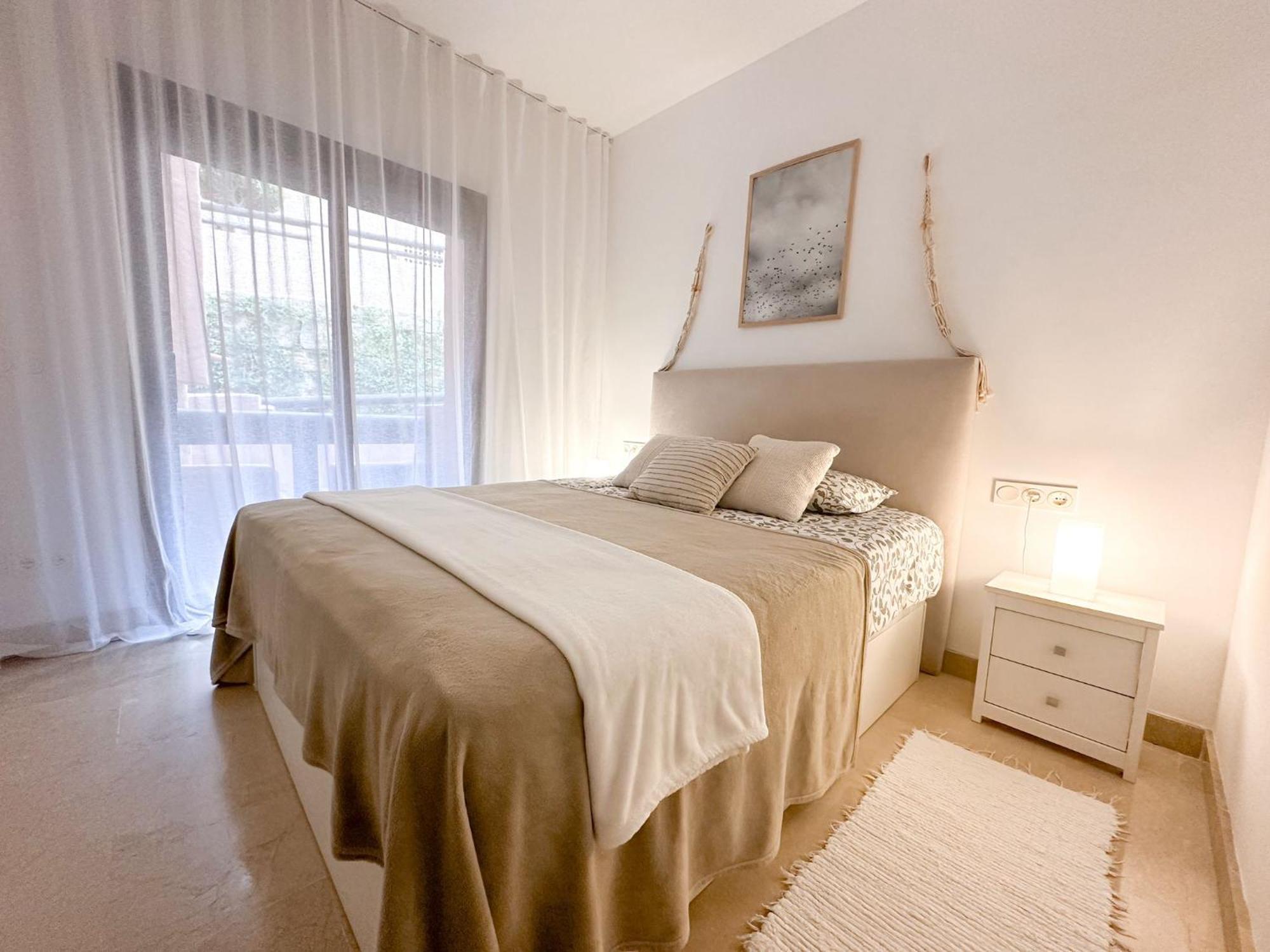 Apartment Hola! At Coto Real *