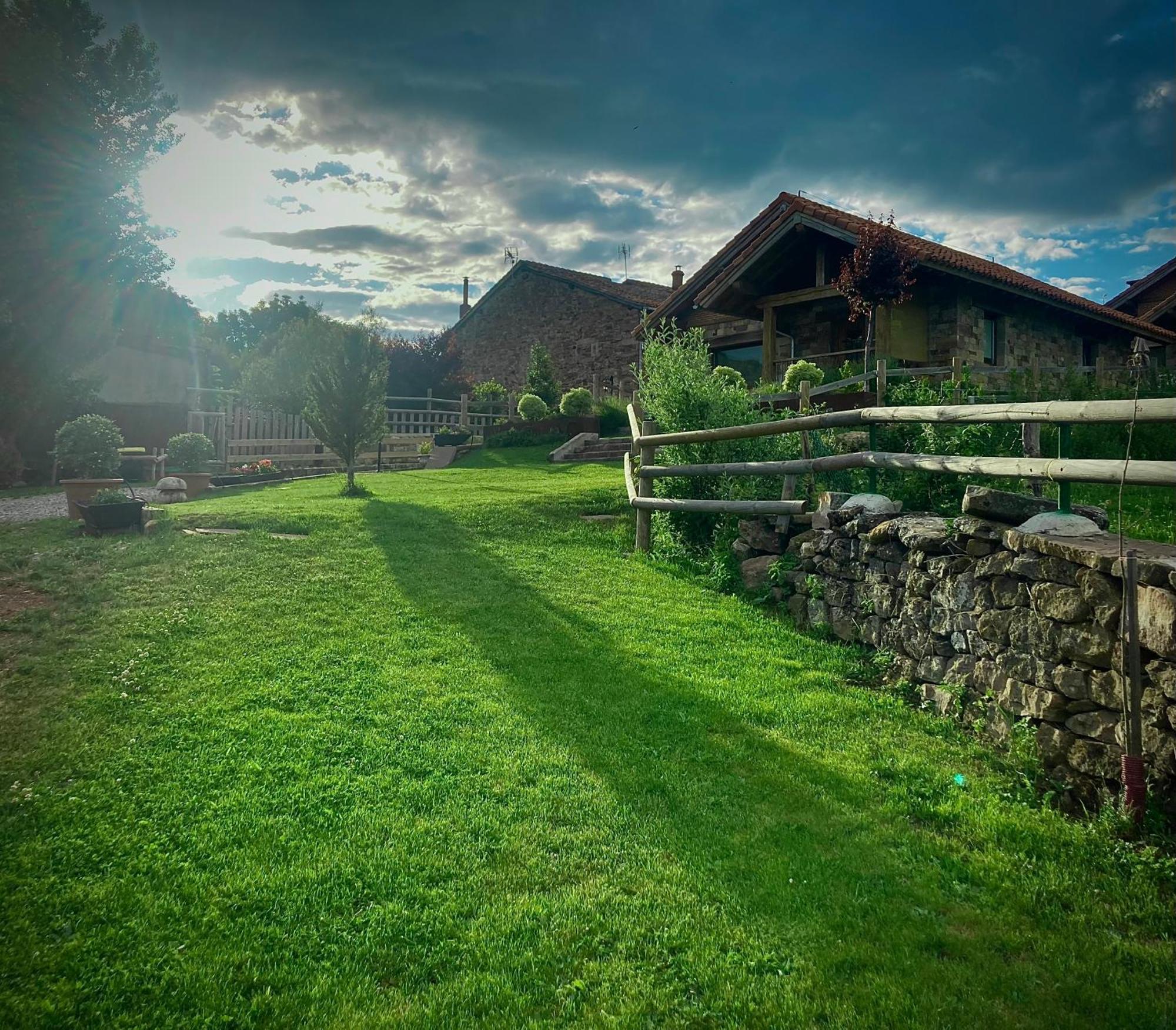Chozos De La Braña Chalet Branosera