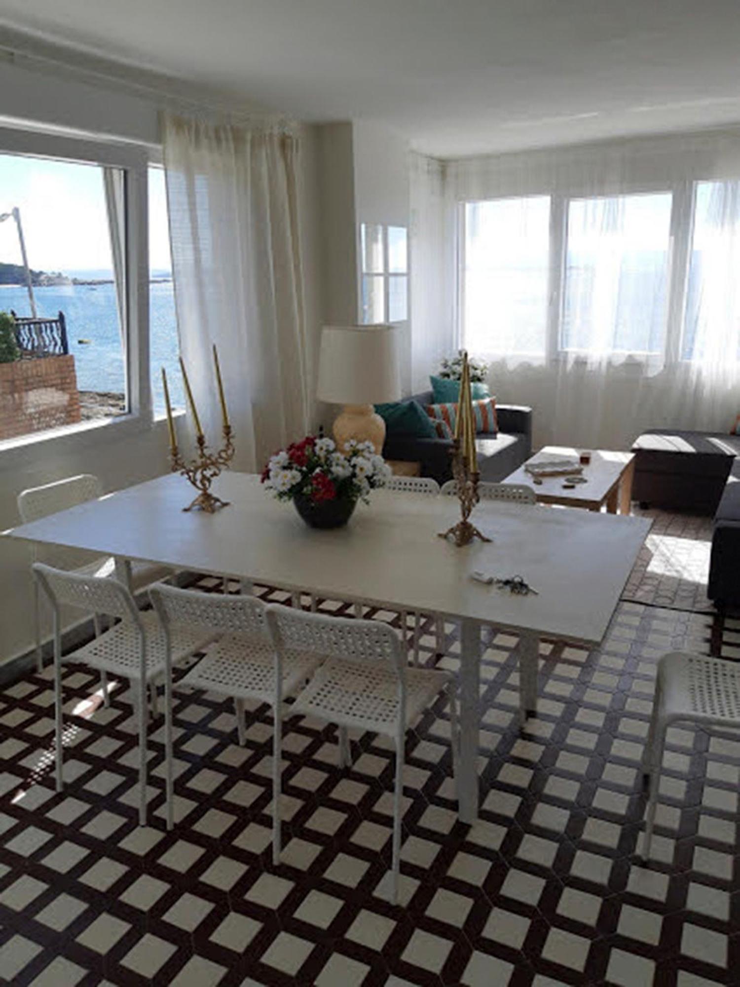 Apartamento Maravilloso A En Sobre Playa De Coroso