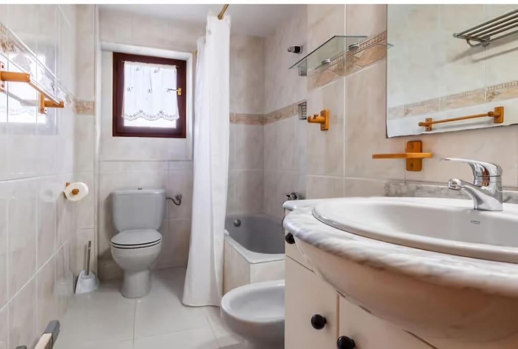 La Jomeruca ,espaciosa Cerca De Playa Y Montana Holiday home