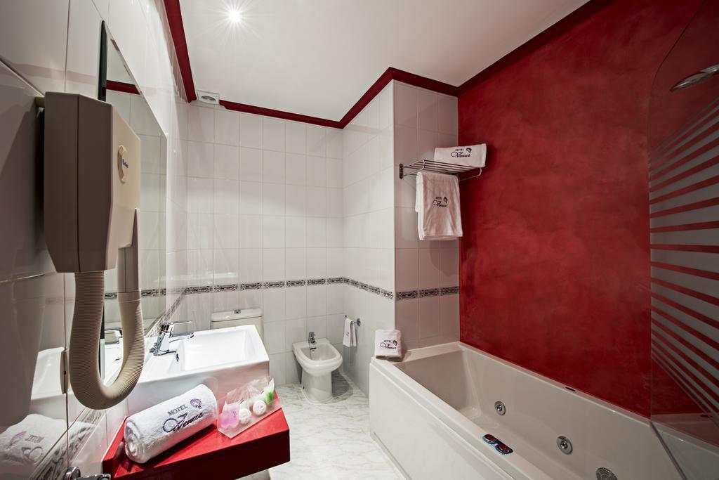Motel Venus La Coruna Guisamo