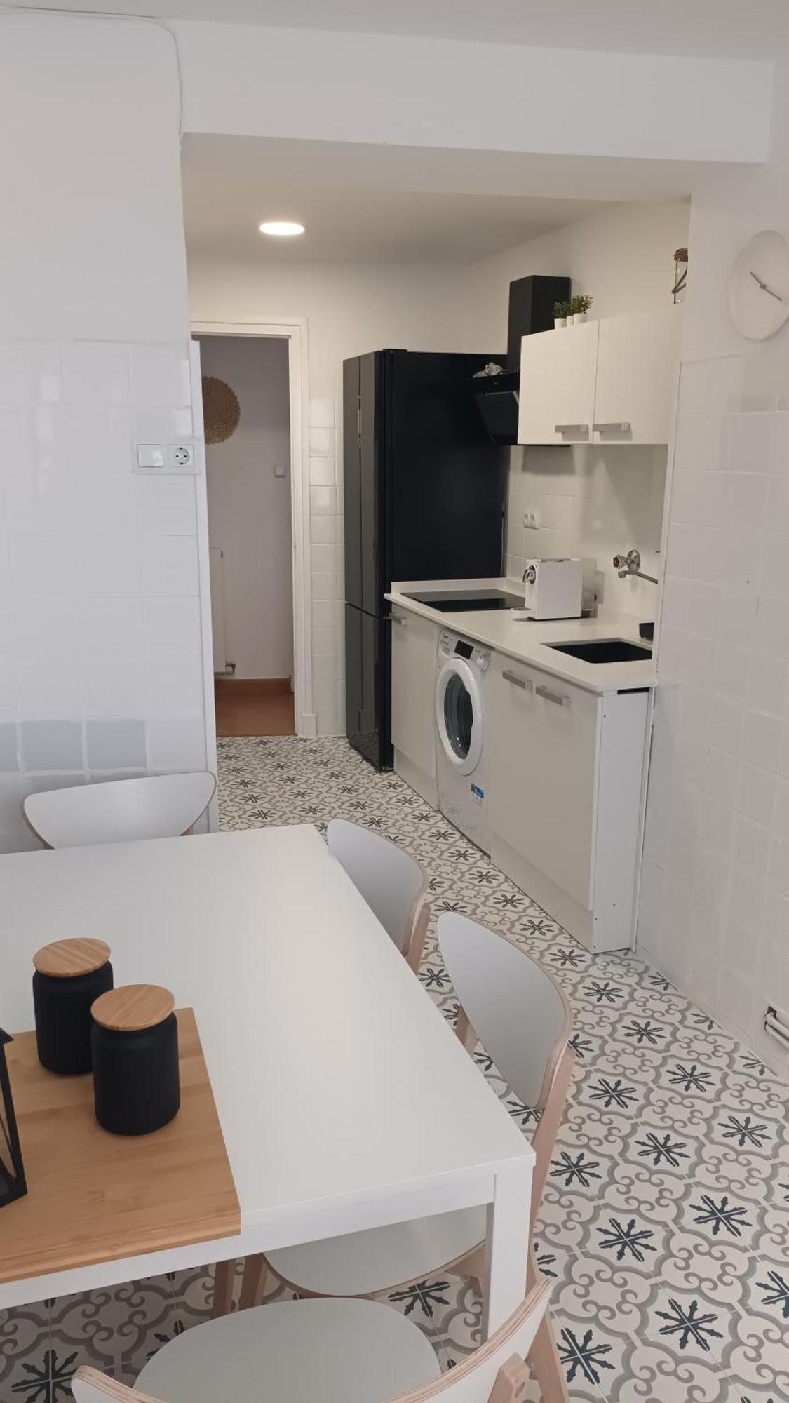 The Old Wine Station Apartment *