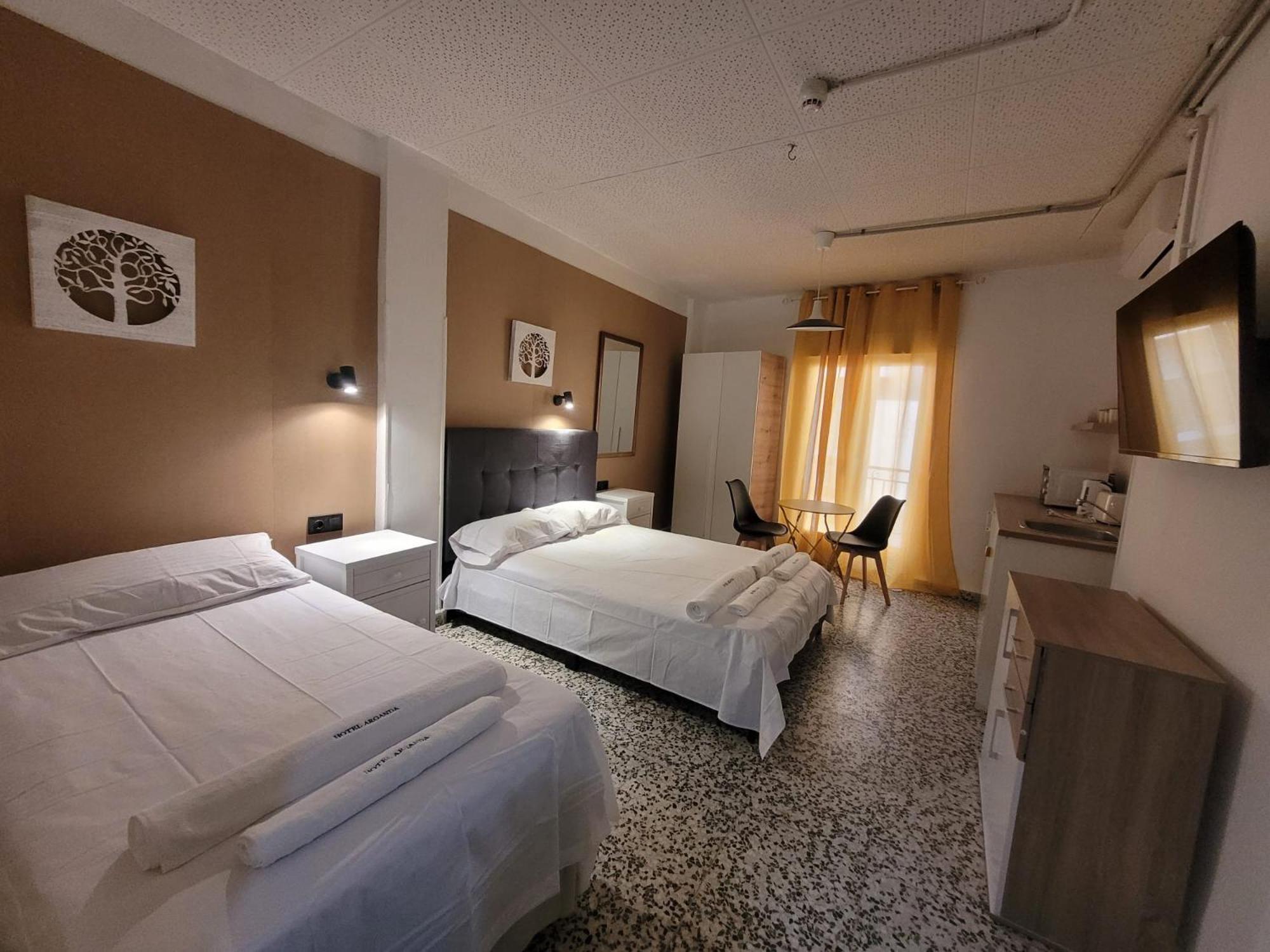 Arganda Hotel *