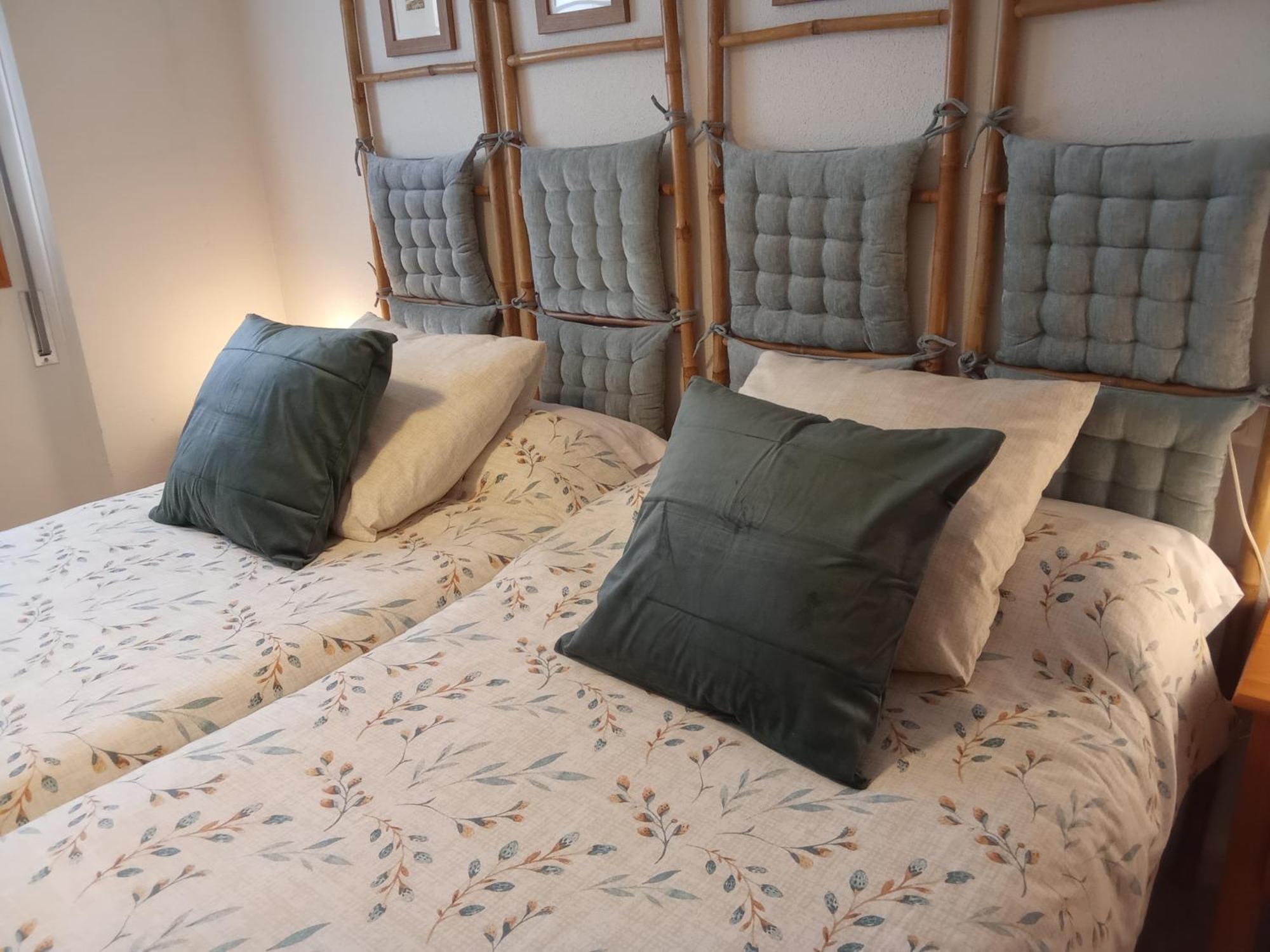Tena Biescas Apartamento *