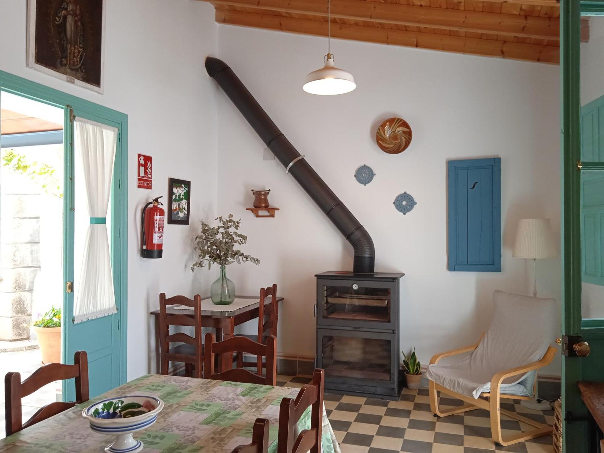 Casa De Las Bovedas Holiday home Rosal de la Frontera