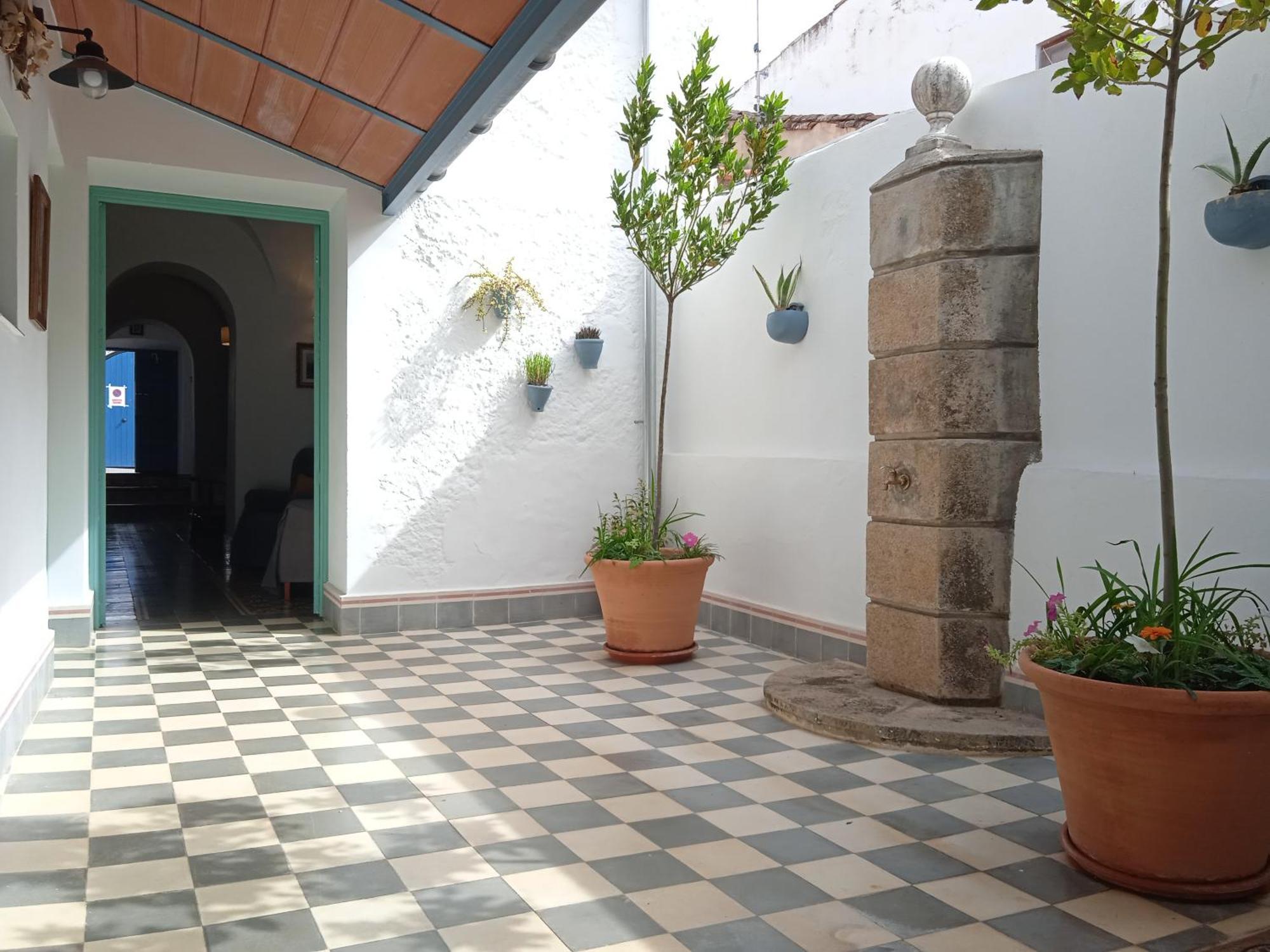 Casa De Las Bovedas * Rosal de la Frontera