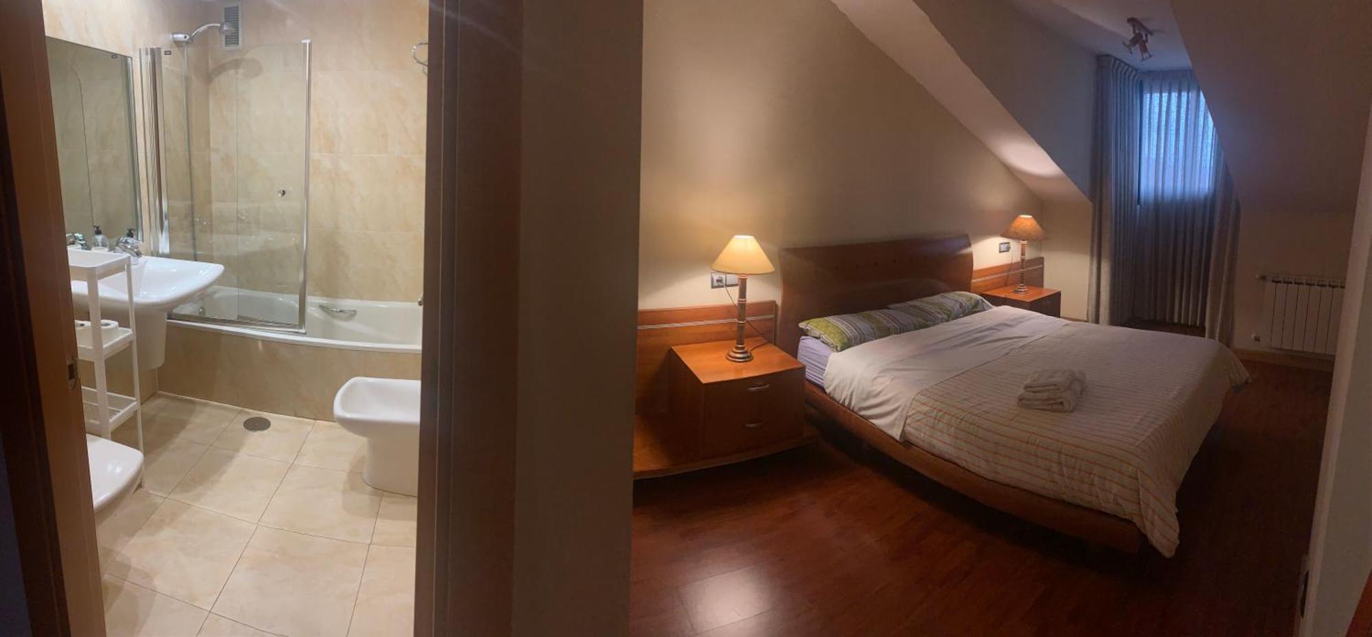 Atico Centro 3hab+garaje+terraza+wifi Apartment
