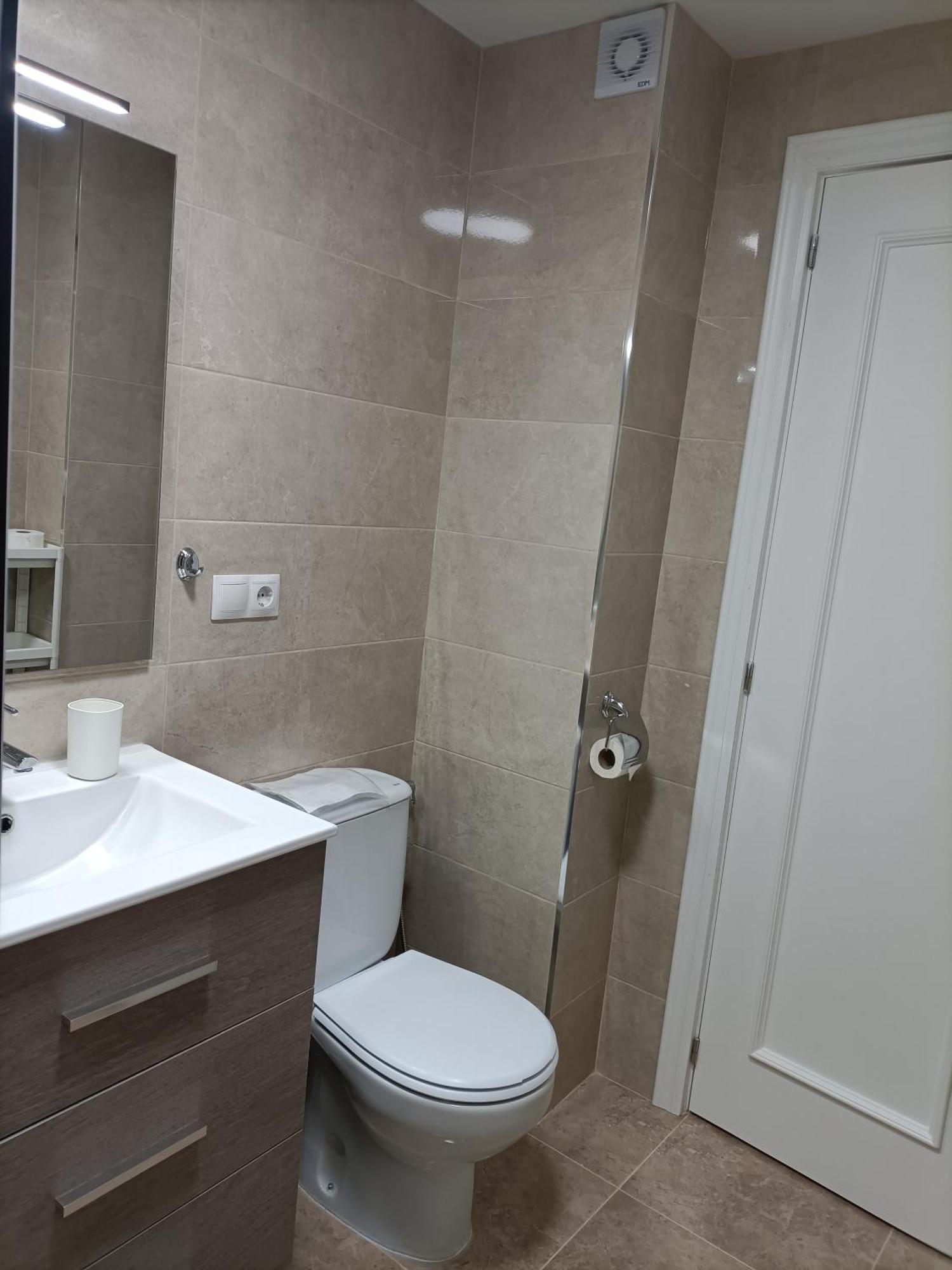 Apto Palacios Con Calefaccion Y Parking Apartment *