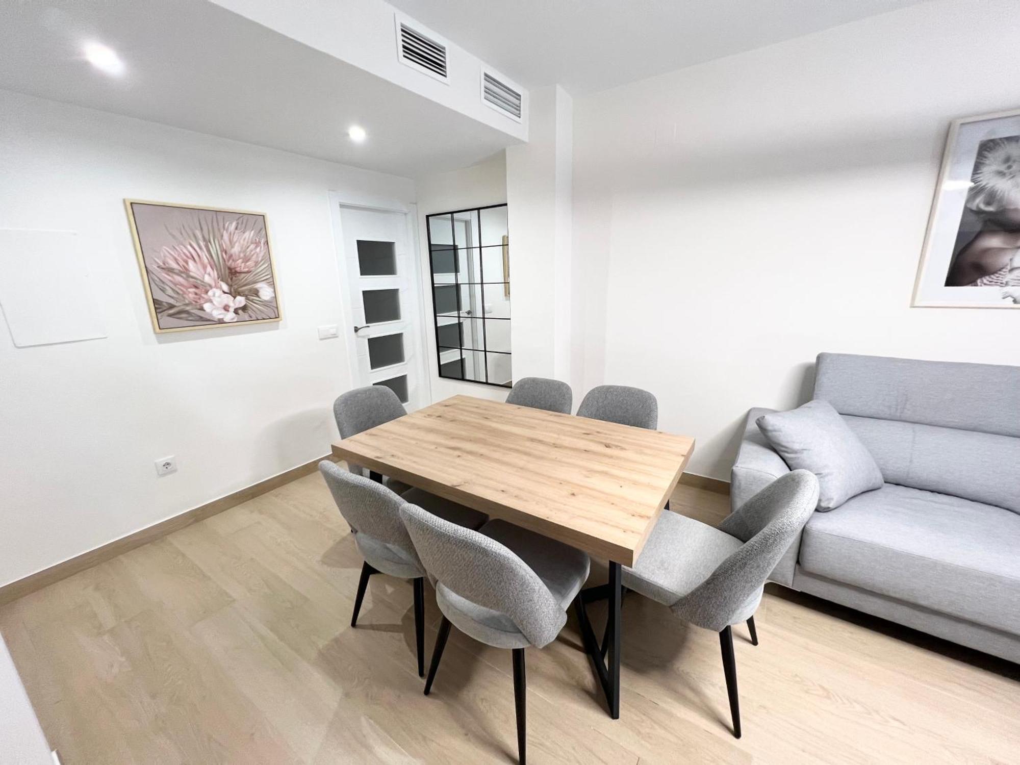 Arevalo 2b Parking Gratis * Lucena