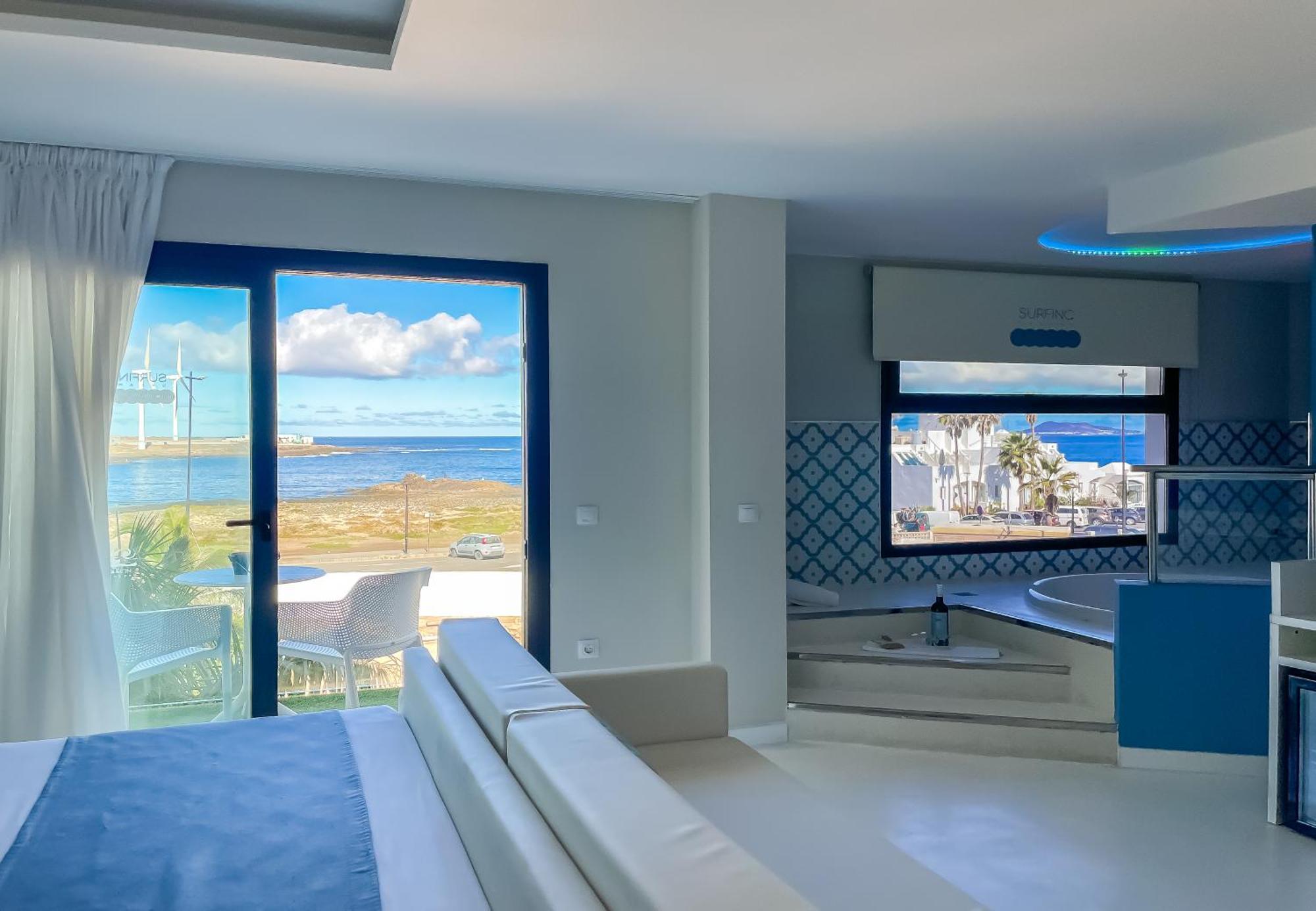 Surfing Colors Hotel&apartments