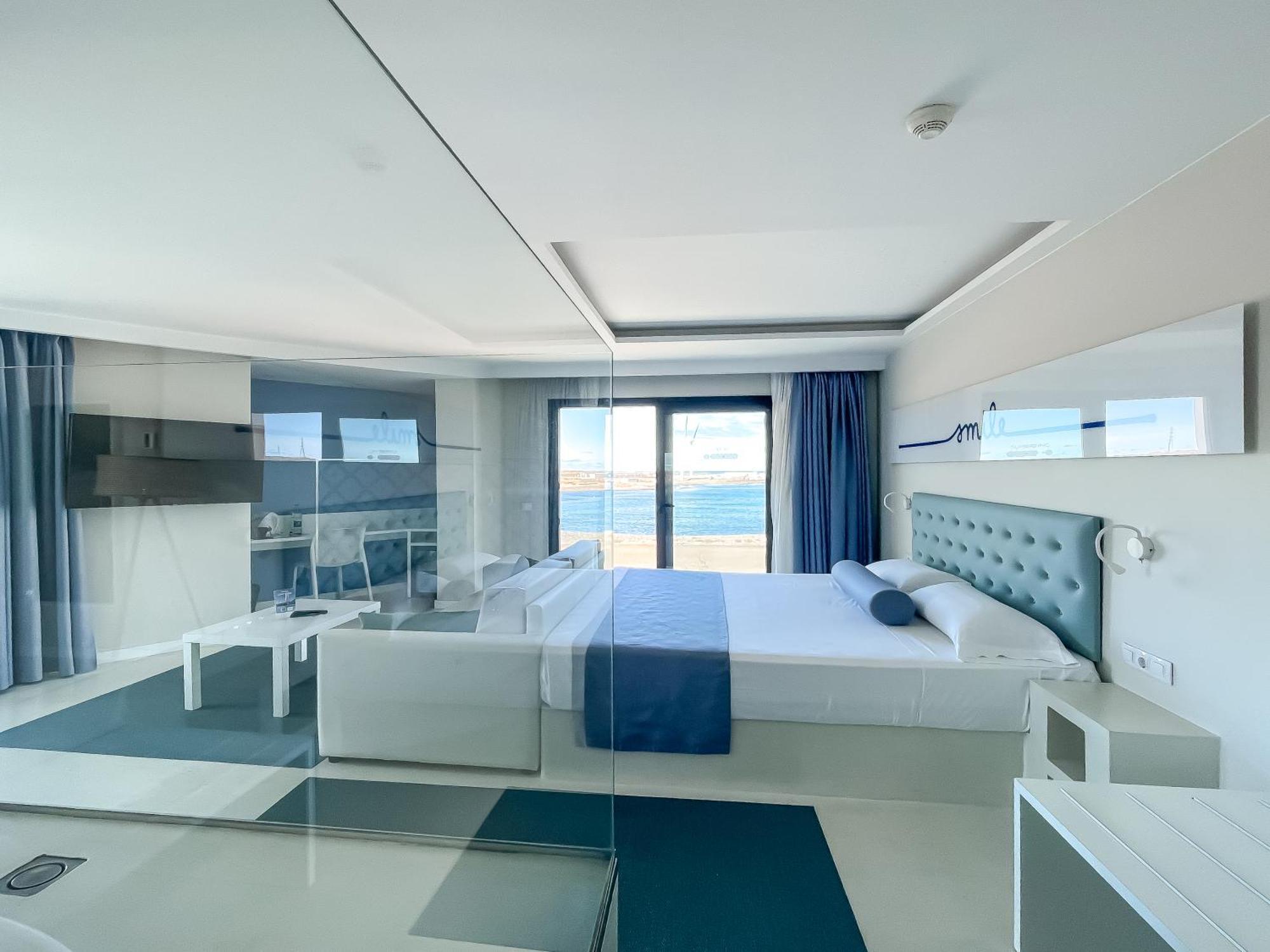 Surfing Colors Hotel&apartments *