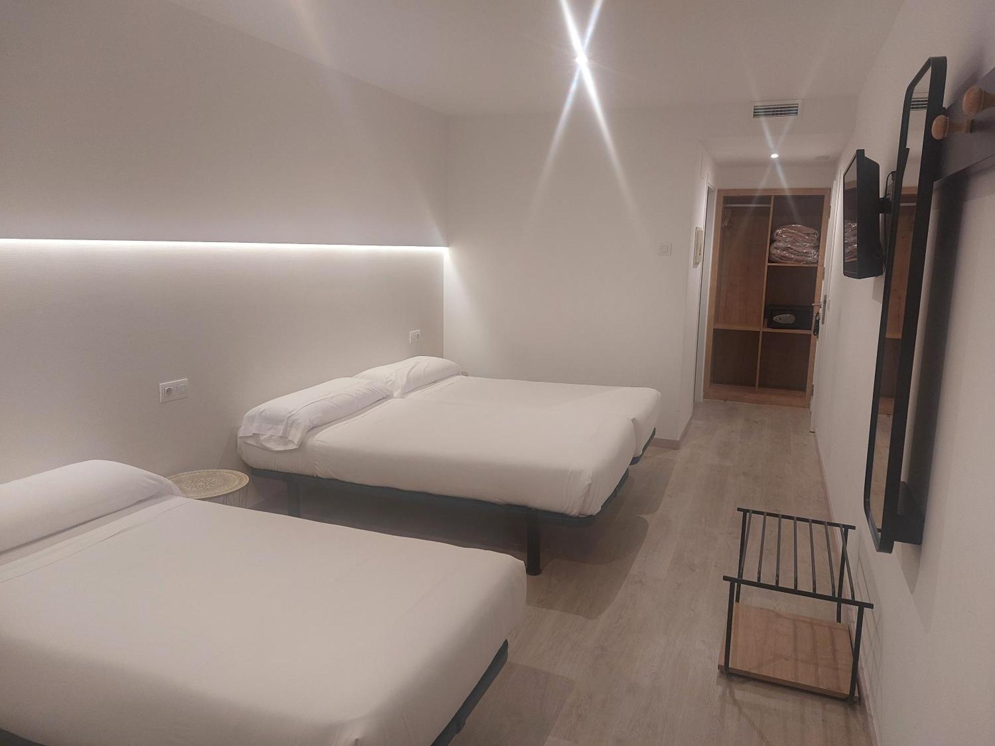 U-hotel Dario Hotel