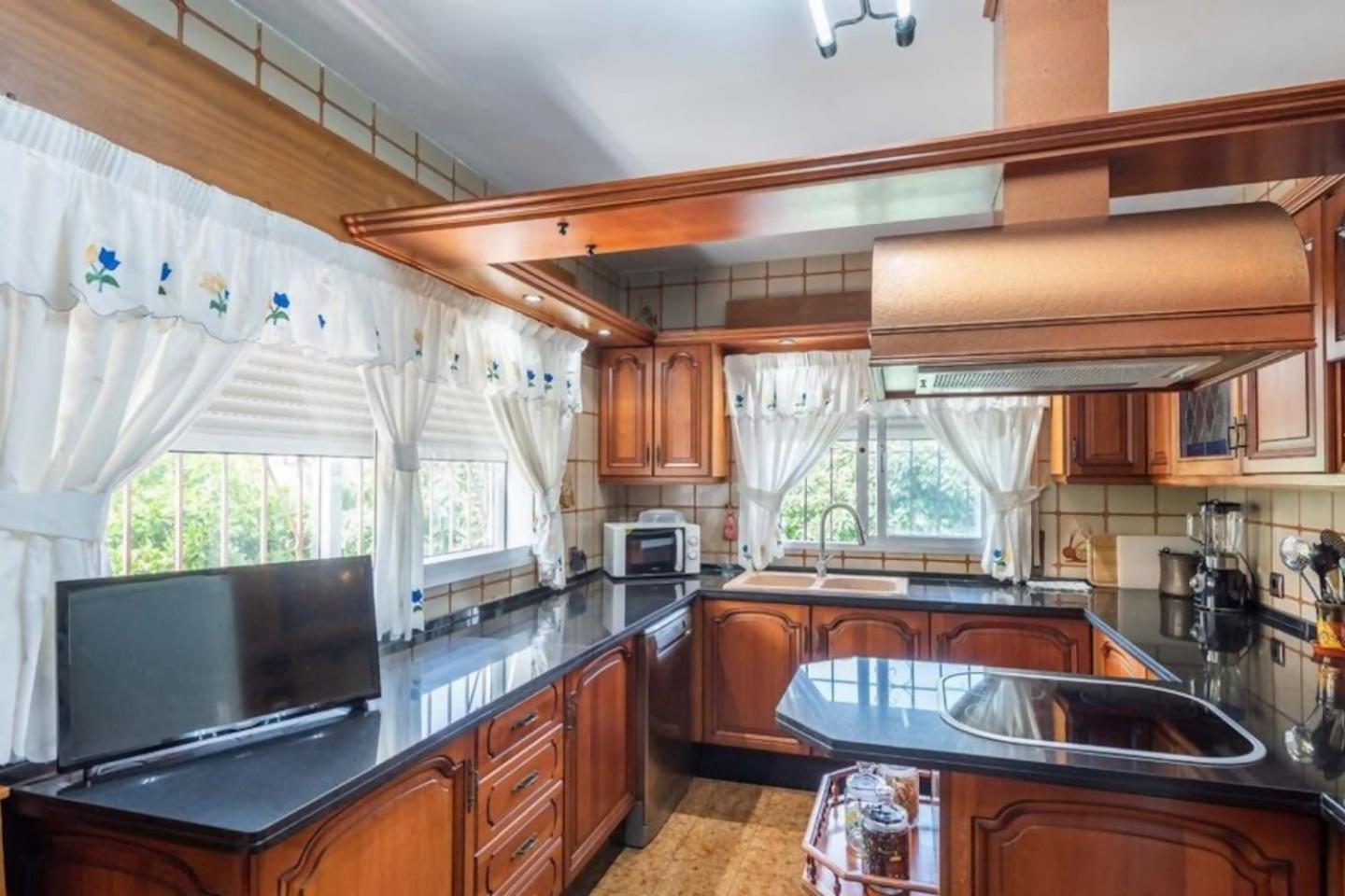 Peralta, Heated And Private Pool ,near And Golf ! Villa
