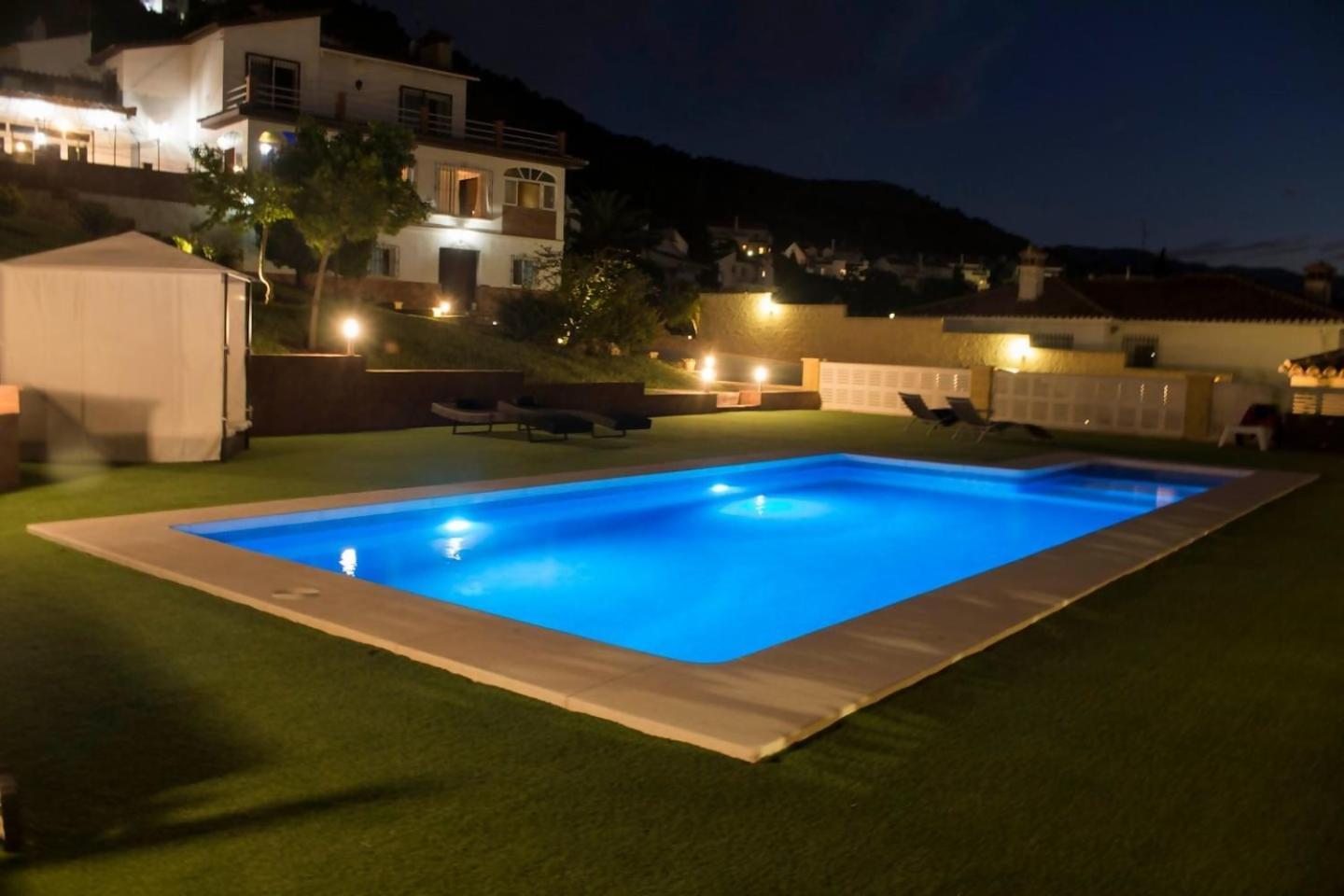 Villa Peralta, Heated And Private Pool ,near And Golf ! Alhaurin de la Torre