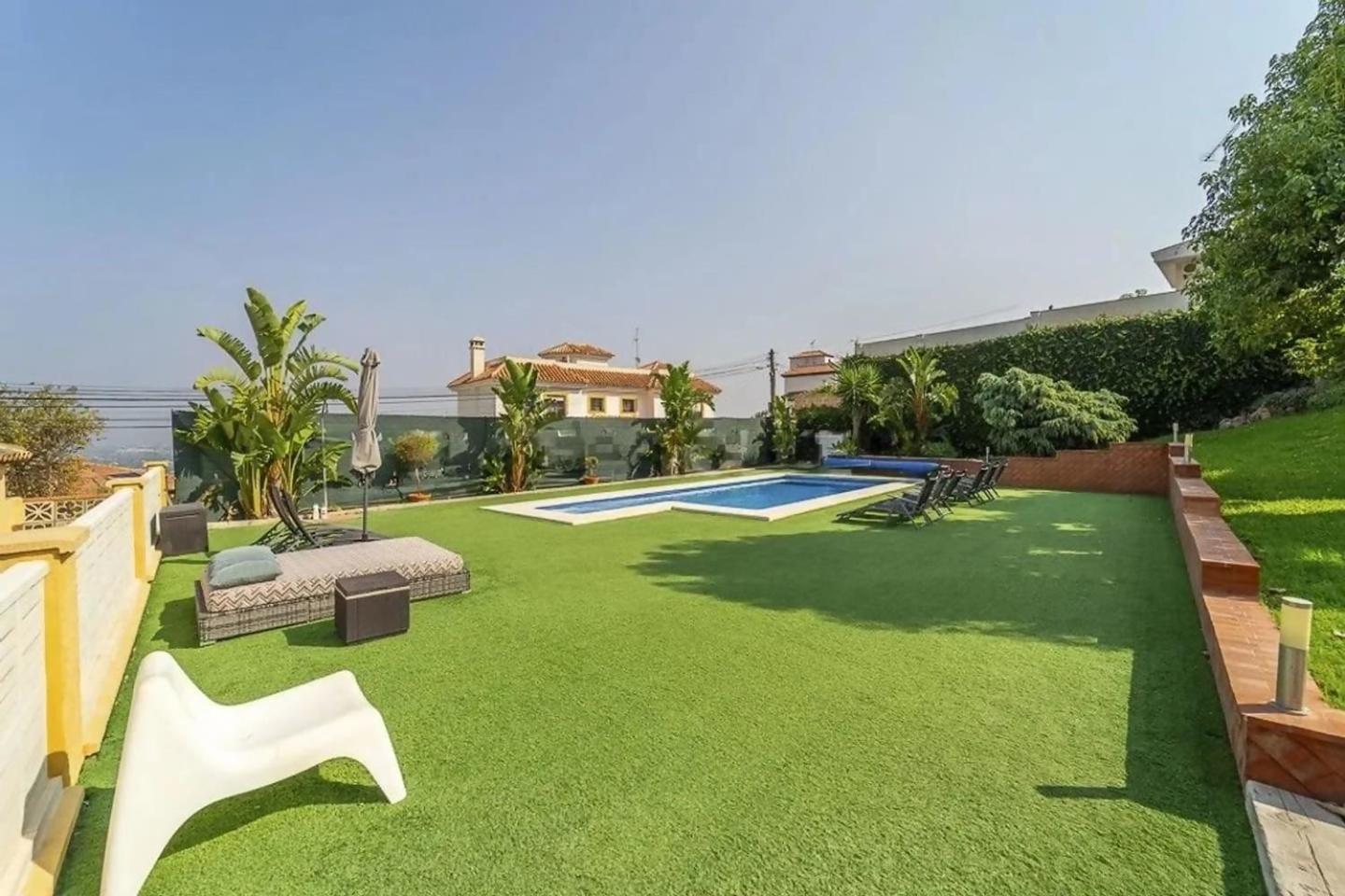 Peralta, Heated And Private Pool ,near And Golf ! Villa