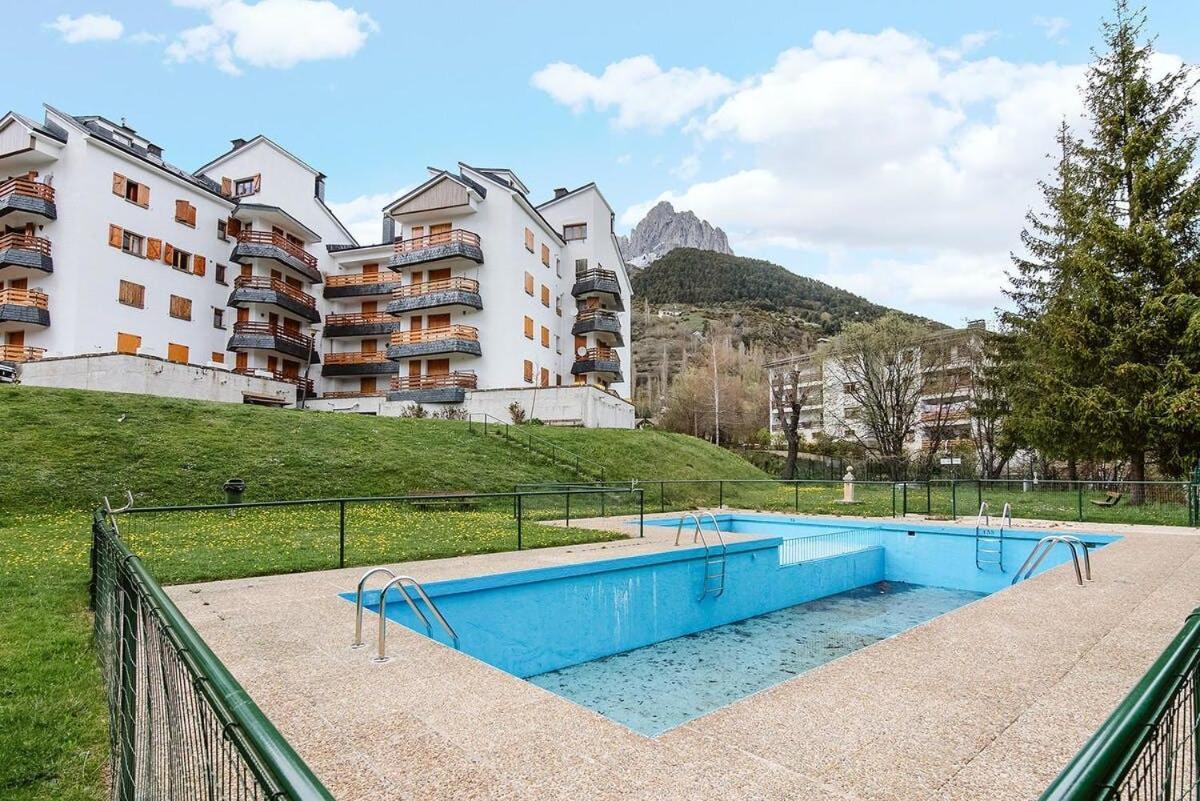 Saliecho - Sallent Piscina Y Buenas Vistas Apartment Sallent De Gallego