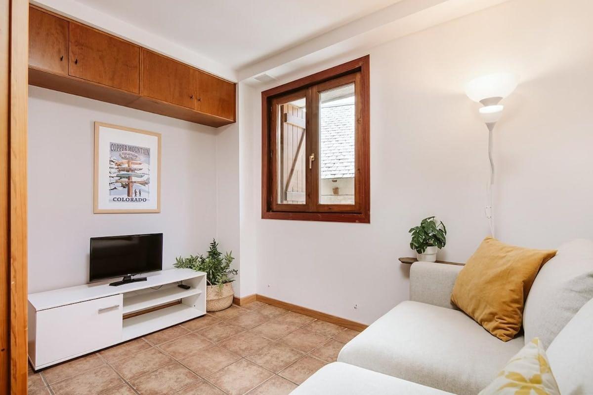 Cantal - 4 Pax En Apartamento Sallent de Gállego