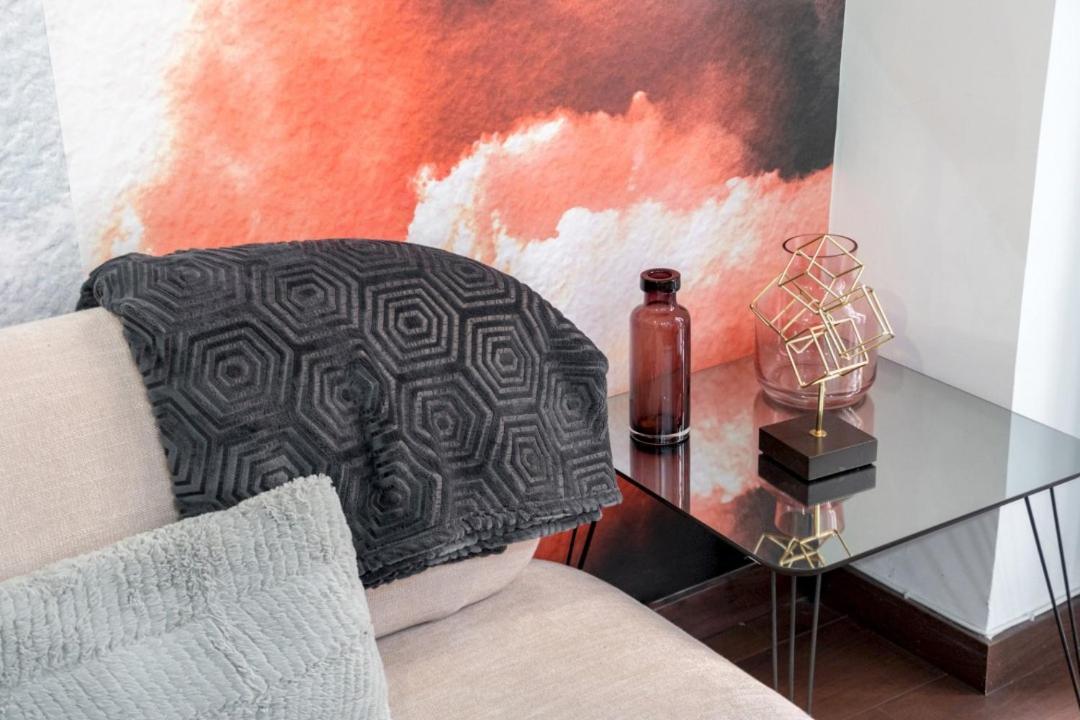 2 Bedrooms 2 Bathrooms Furnished - Malasana - Bright Stylish - Mintystay Apartamento