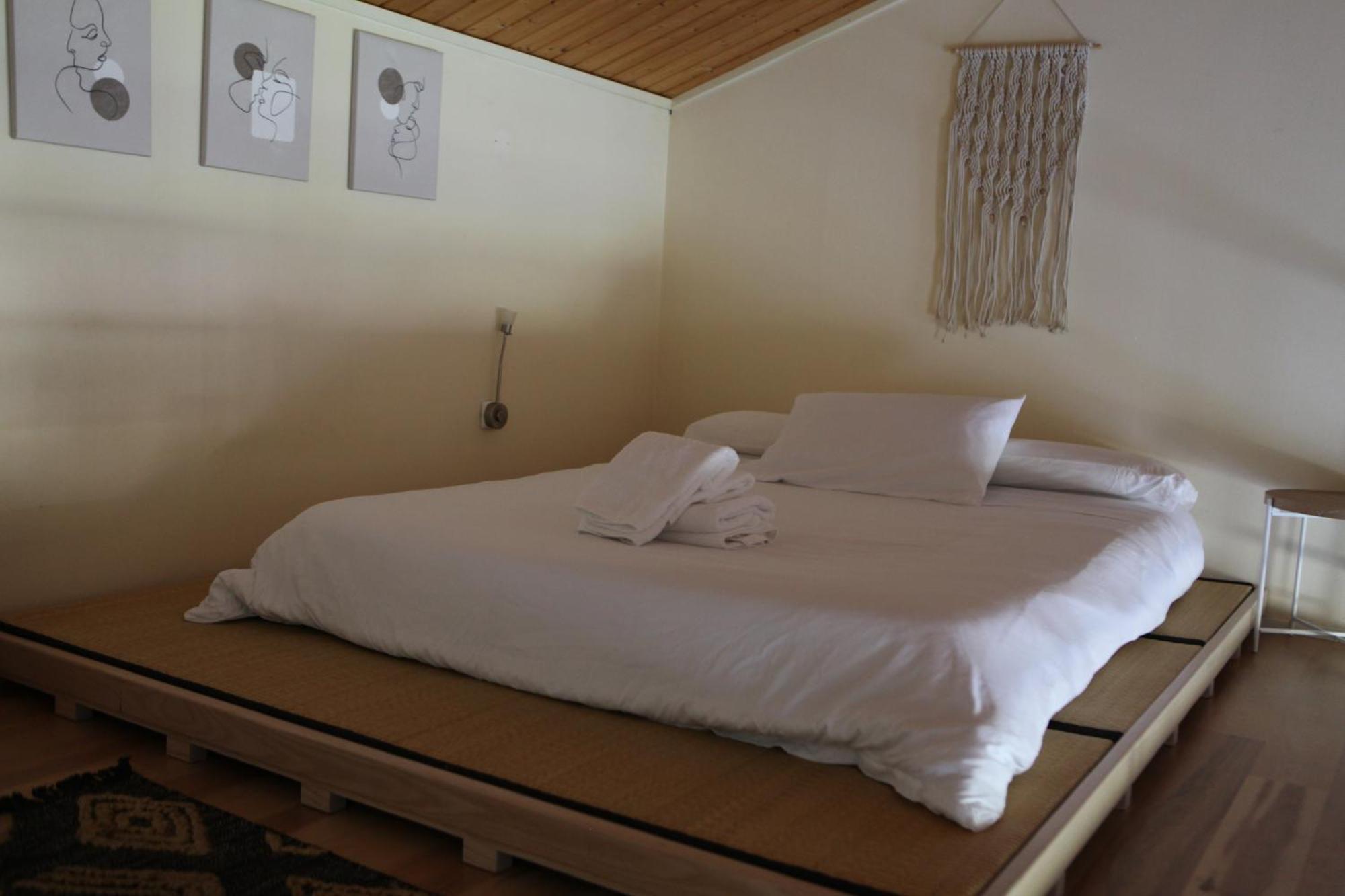 Casa Kurantu Guest house Santa Maria de la Alameda