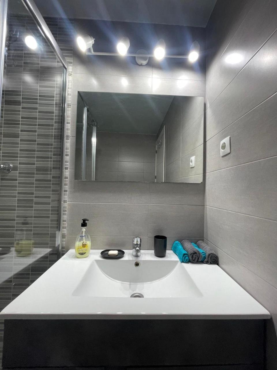 Piso Con Vistas Y Mucho Encanto Apartment Madrid