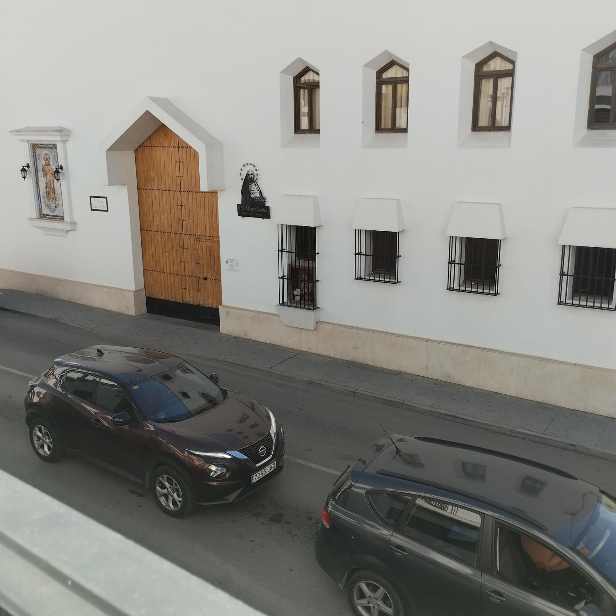 Sun Gate Apartment *