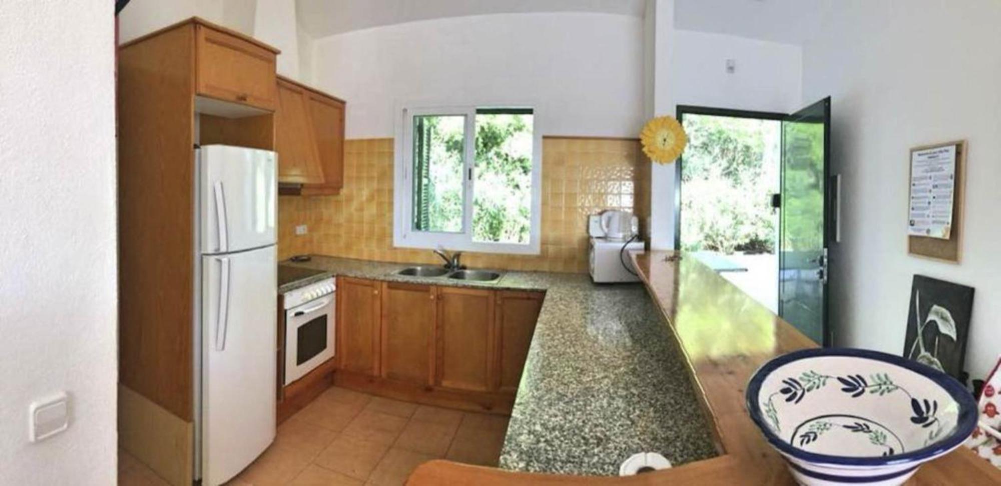 Ana Villa Santo Tomás