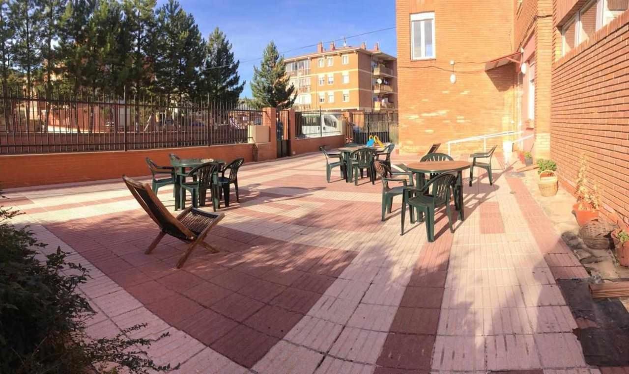Hostel Ciudad Del Doncel *