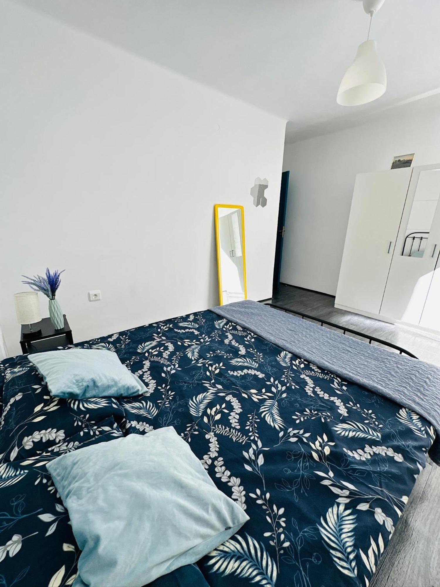 Layla - Solo Familias Apartment *