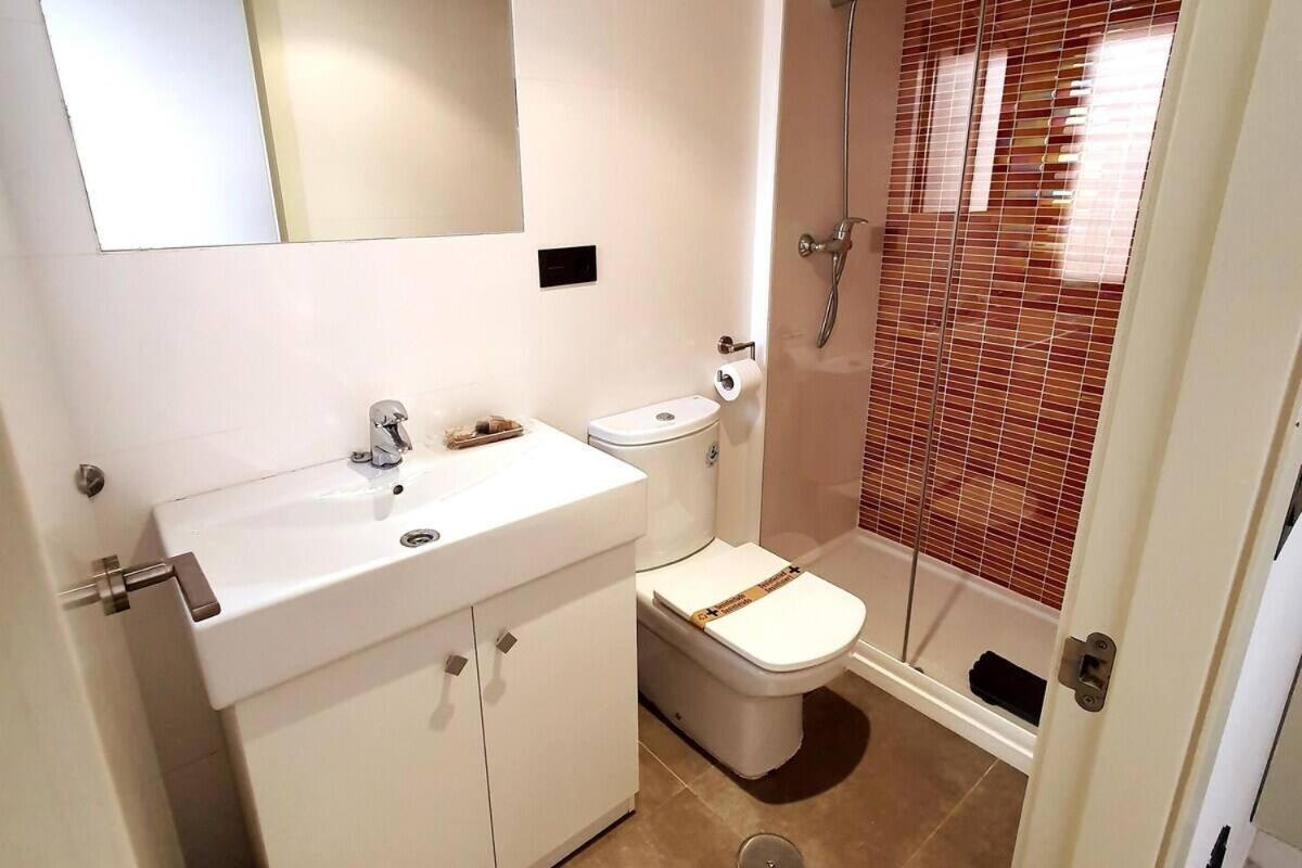 Aticos Primera Linea Con Piscina By Rent Me Apartamento