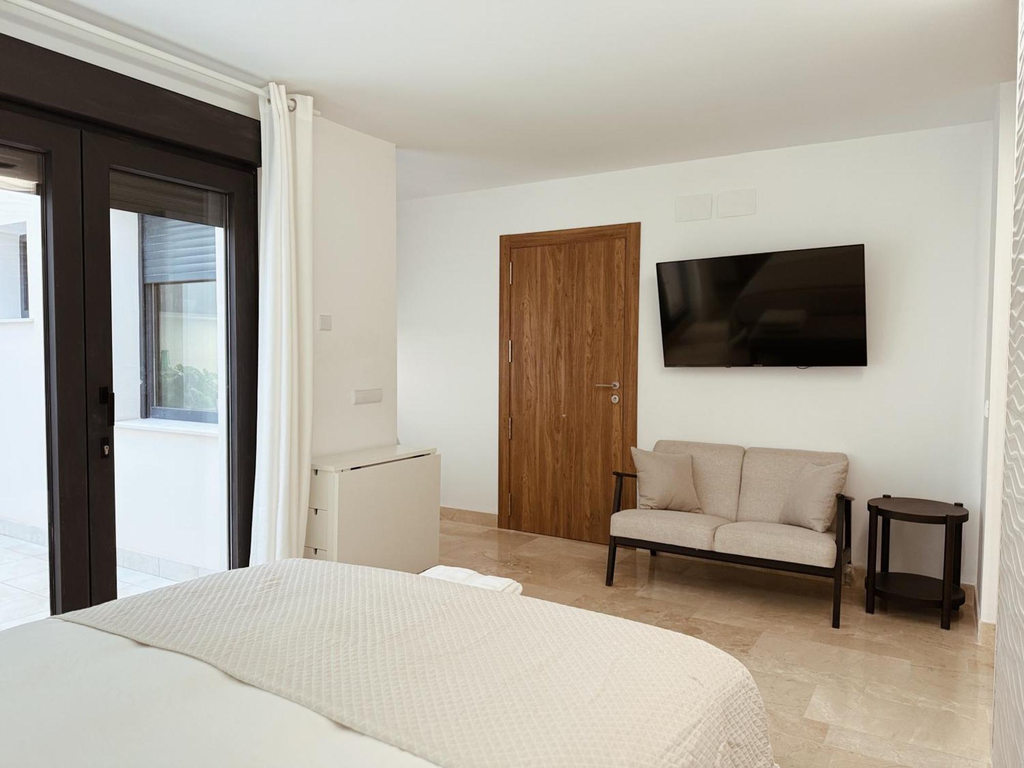 Bellver Apartment