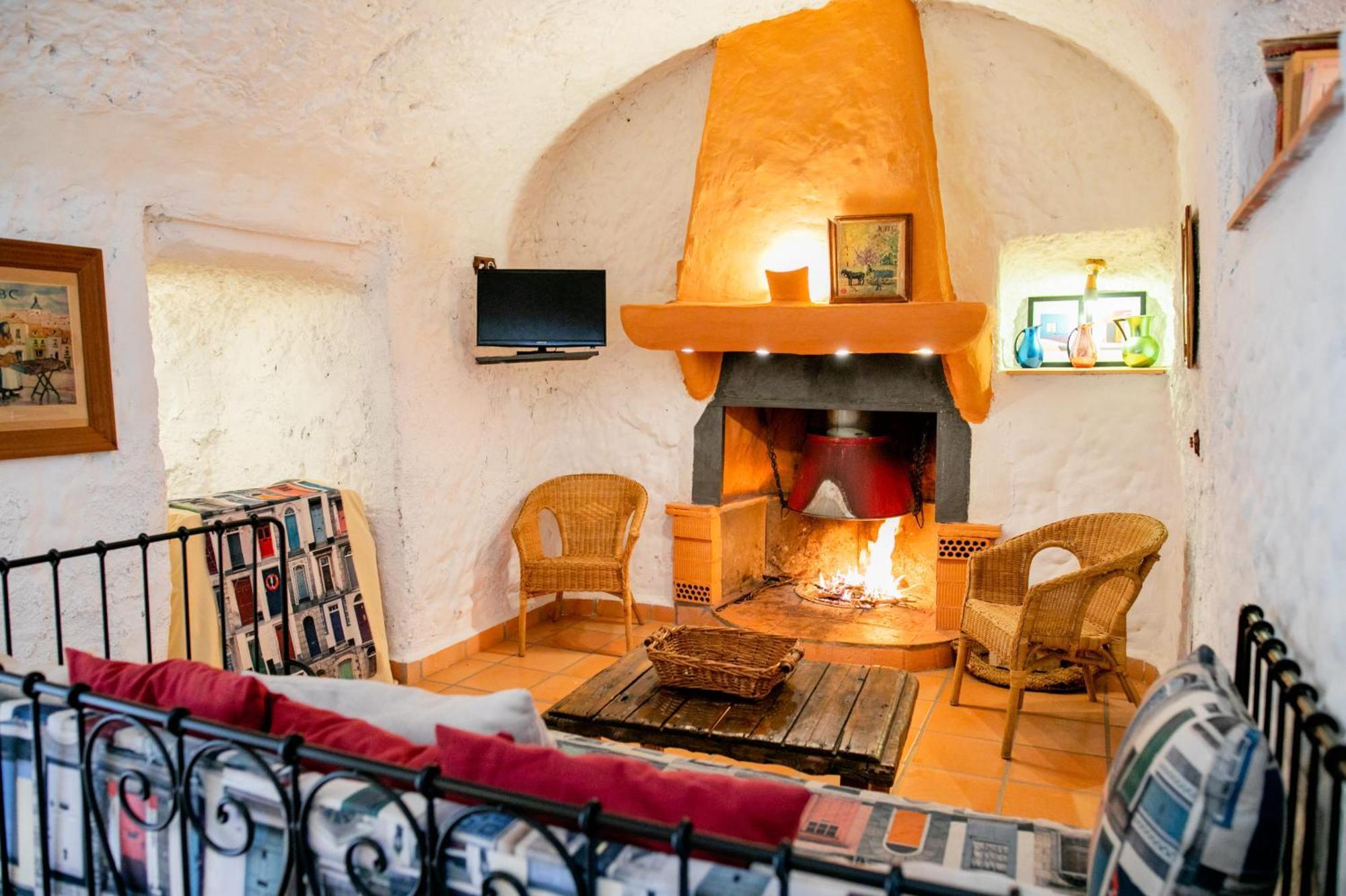 Hotel Casas Cueva Y Cortijo La Tala En