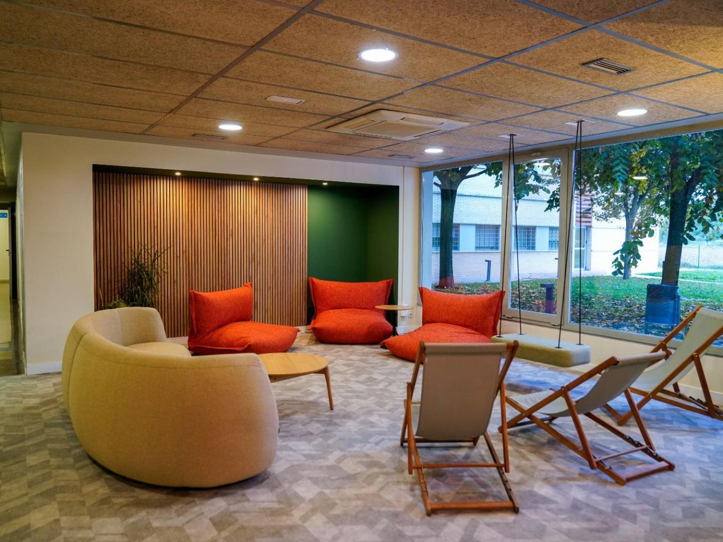 Residencia Universitaria Resa Abedules * Pamplona