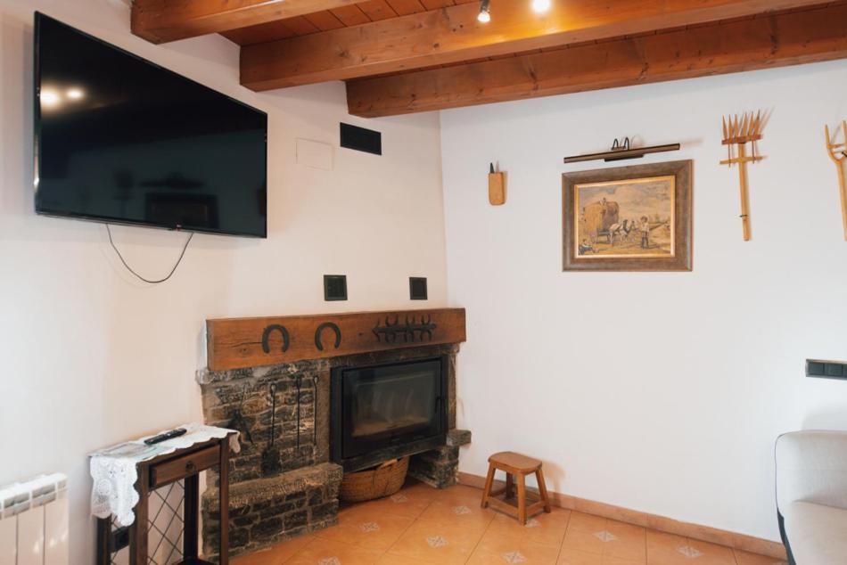Ca L'andreu I Ca La Teresa Ribera de Montardit
