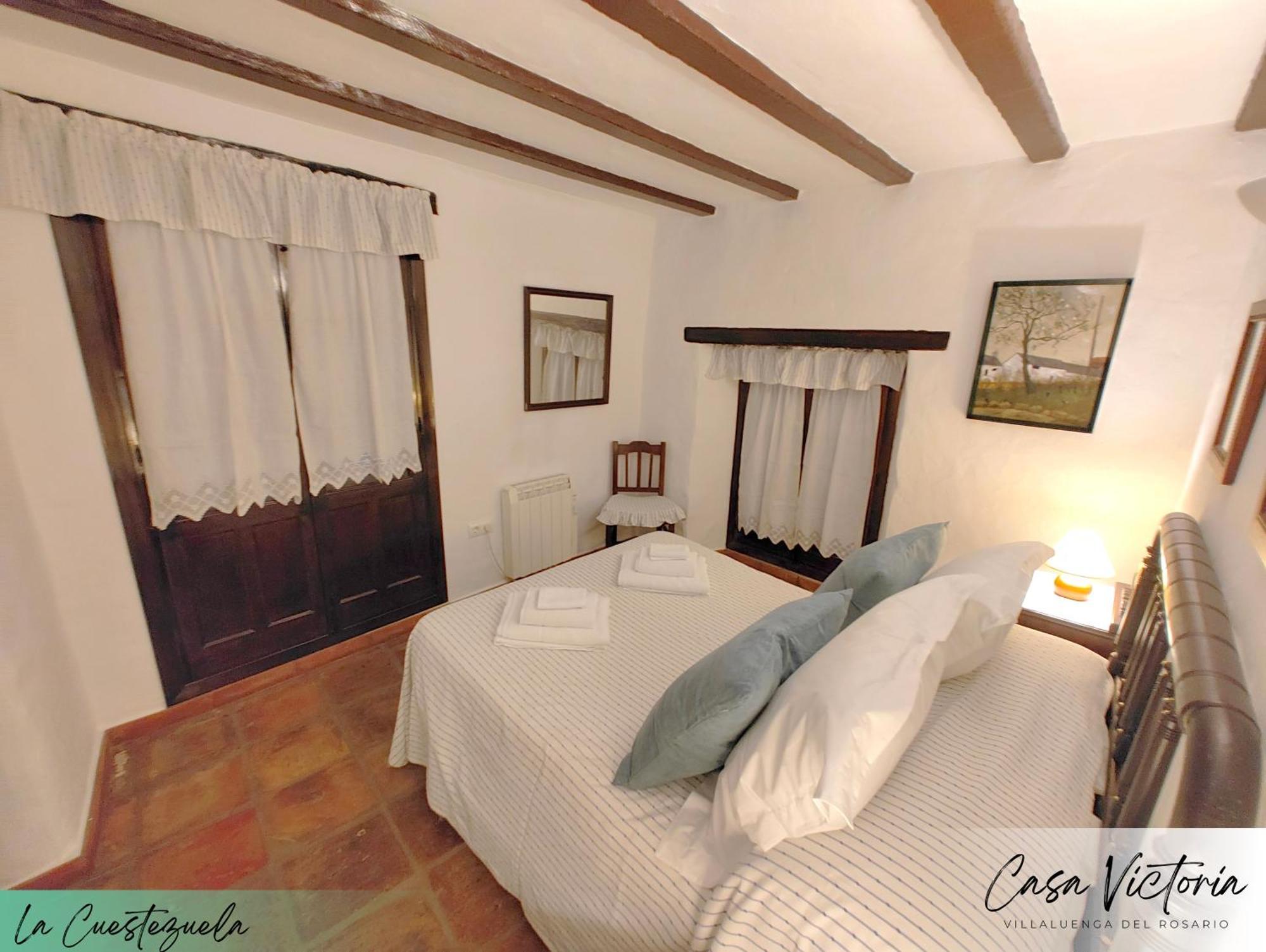 Country house Conjunto Rural Casa Victoria Villaluenga Del Rosario